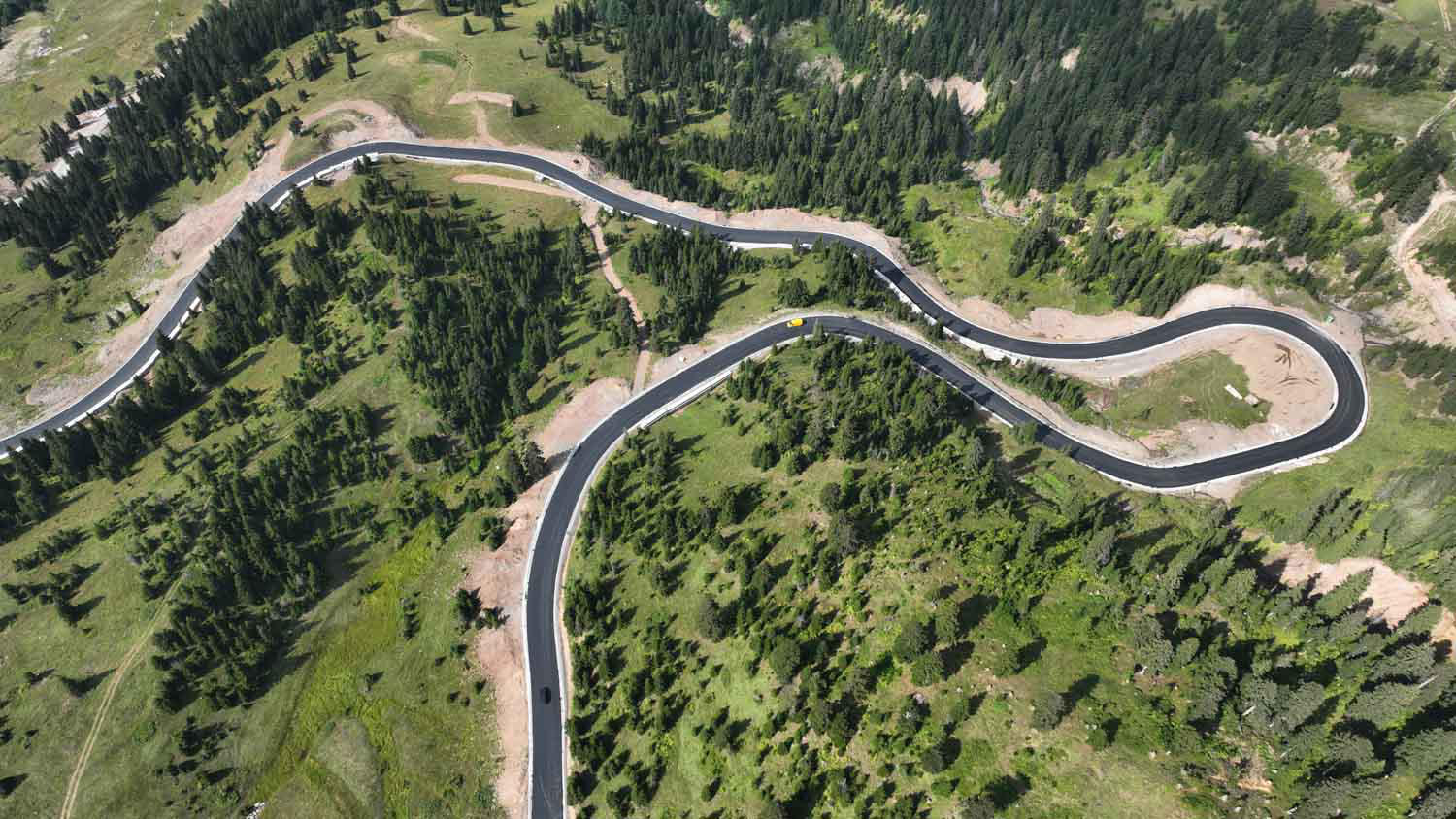 ხულო-ზარზმის გზით, გოდერძის უღელტეხილიდან ზარზმამდე მისვლა უკვე რეაბილიტირებული გზით არის შესაძლებელი