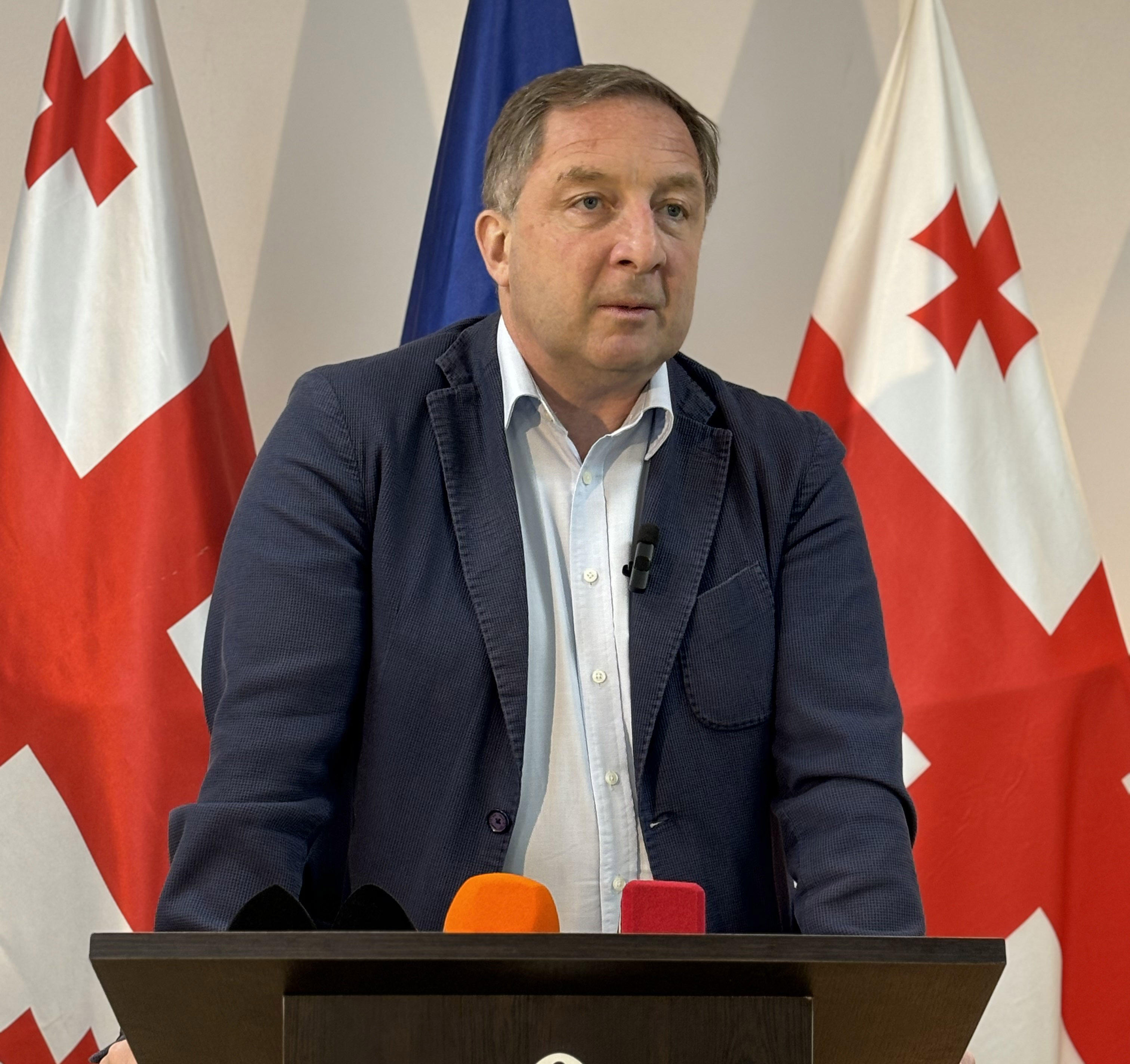 ბუკა პეტრიაშვილი - ივანიშვილის რეჟიმმა დაანონსა სახელმწიფოებრიობის გაუქმებასთან ერთად ქართული დიპლომატიის გაქრობაც - დუმილი და უმოქმედობა არა უბრალოდ დანაშაული, არამედ სახელმწიფო ინტერესების ღალატია!