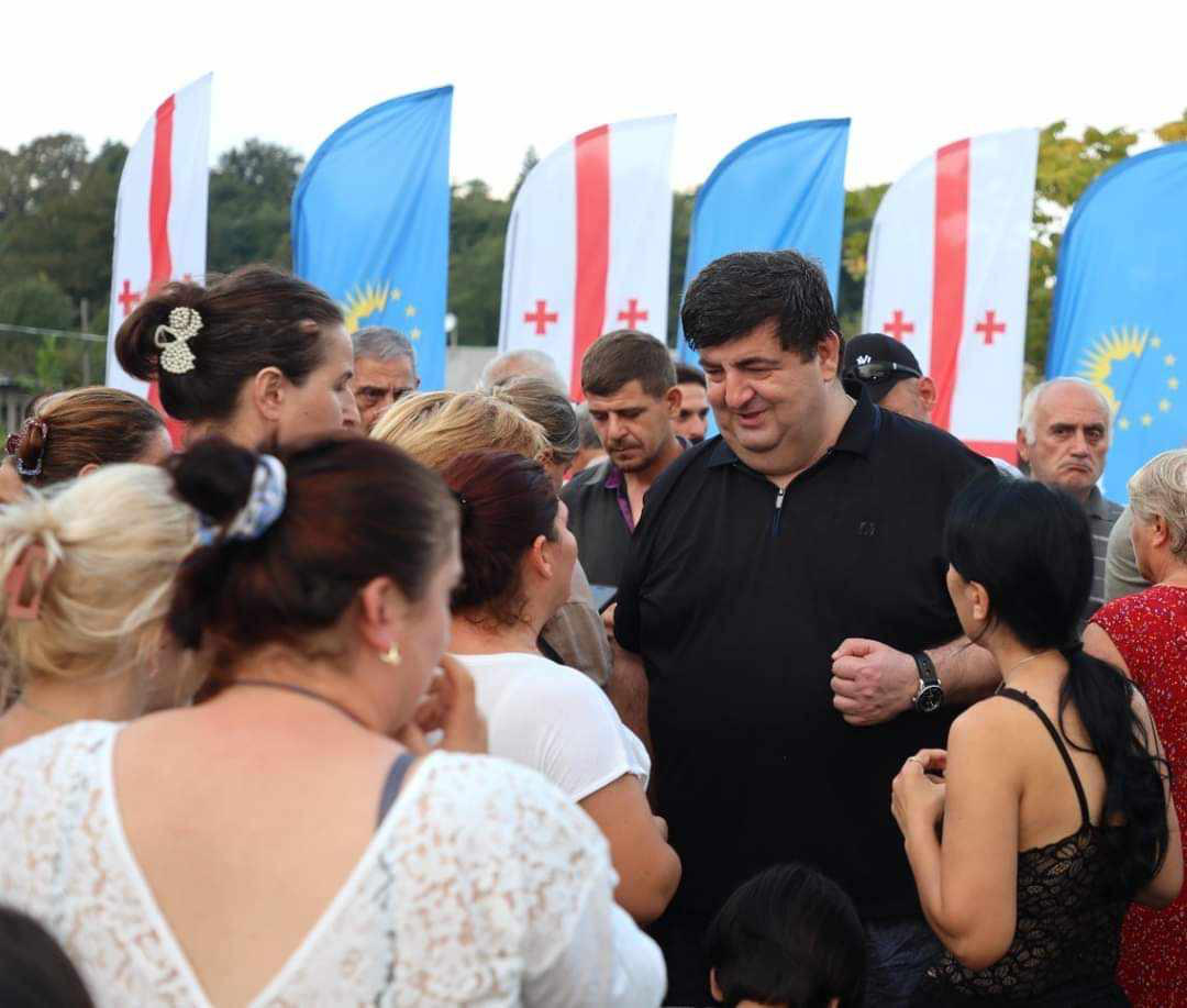 ქართული ოცნება - დემოკრატიული საქართველო“ წინასაარჩევნო შეხვედრებს ოზურგეთში მართავს