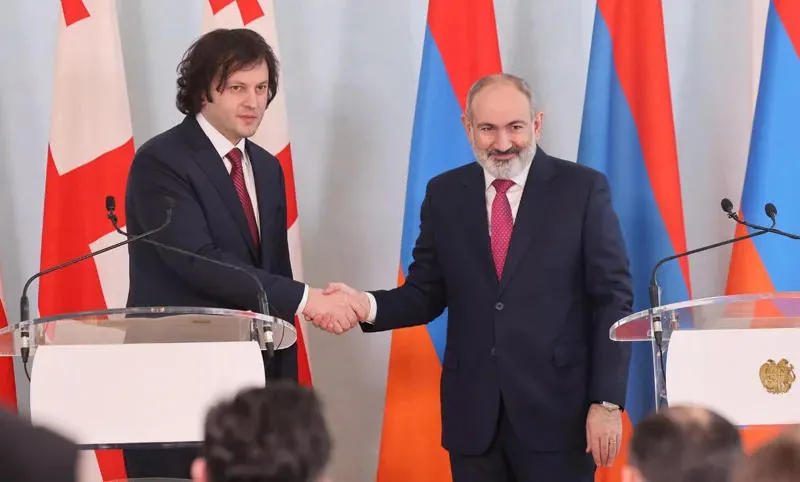 ნიკოლ ფაშინიანმა ირაკლი კობახიძეს არჩევნებში „ქართული ოცნების“ გამარჯვება მიულოცა