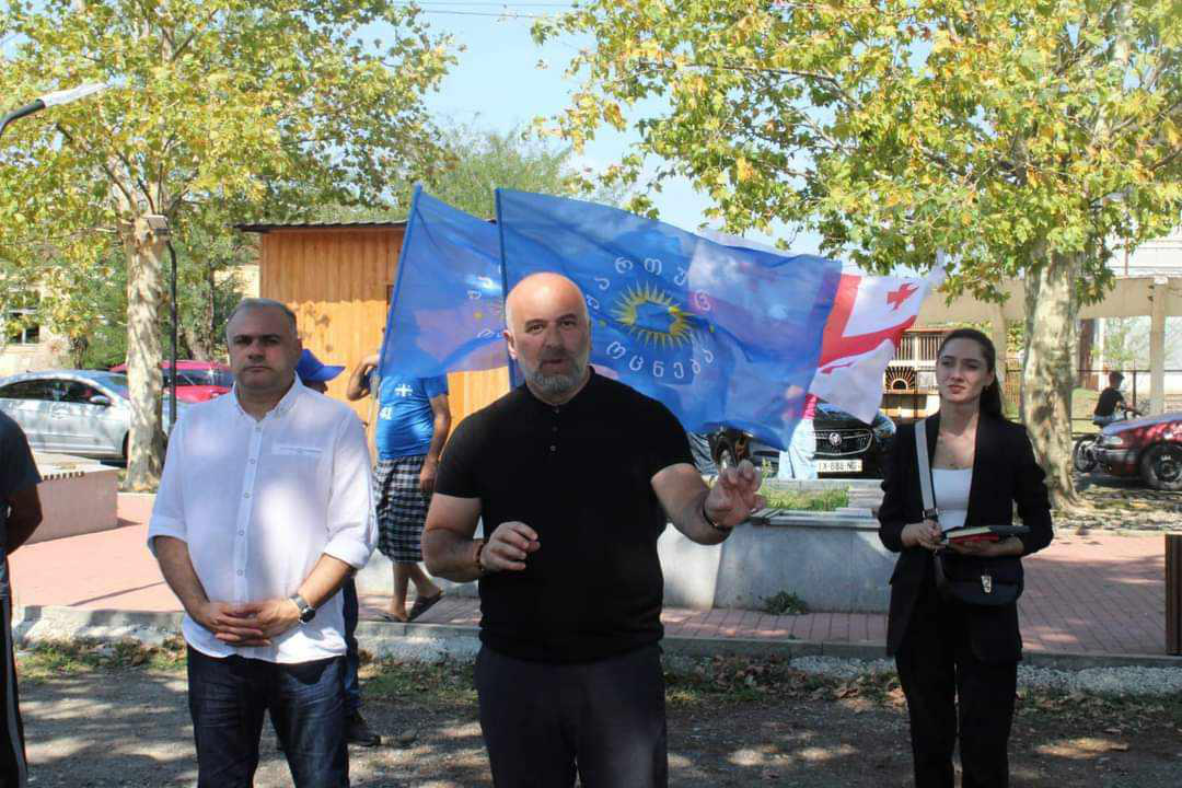 ,,ქართული ოცნების“ საარჩევნო კამპანიის ფარგლებში შეხვედრები ბაღდათის მოსახლეობასთან გრძელდება