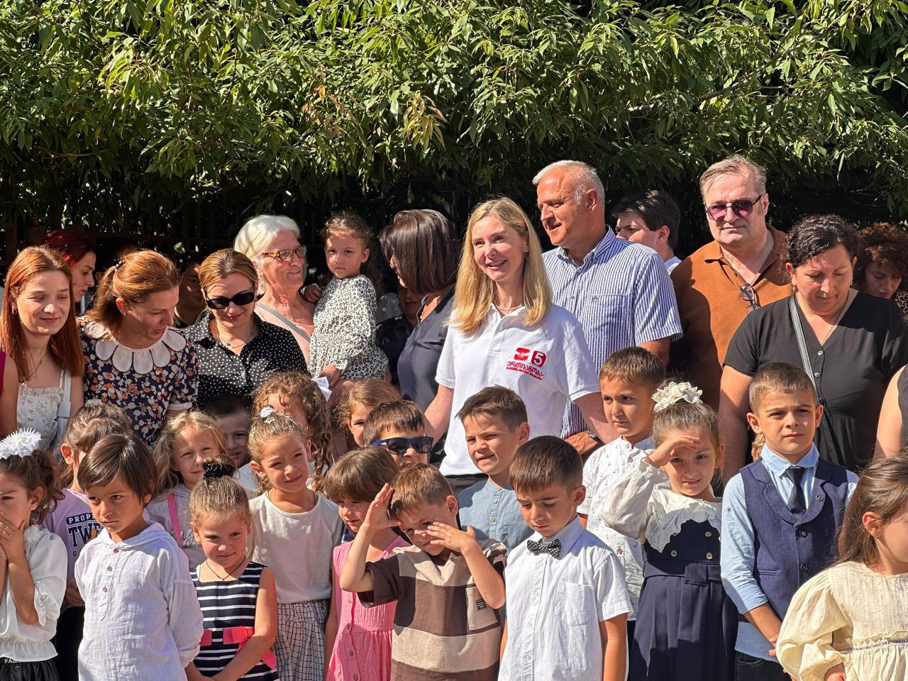 თინა ბოკუჩავა - ხელისუფლებაში მოსვლისთანავე, ჩვენ კოალიციურ პარტნიორებთან ერთად დავნერგავთ უფასო სასკოლო კვებას ყველა მოსწავლისთვის იმისთვის, რომ არცერთ მოსწავლეს გაკვეთილის დროს აღარ შიოდეს