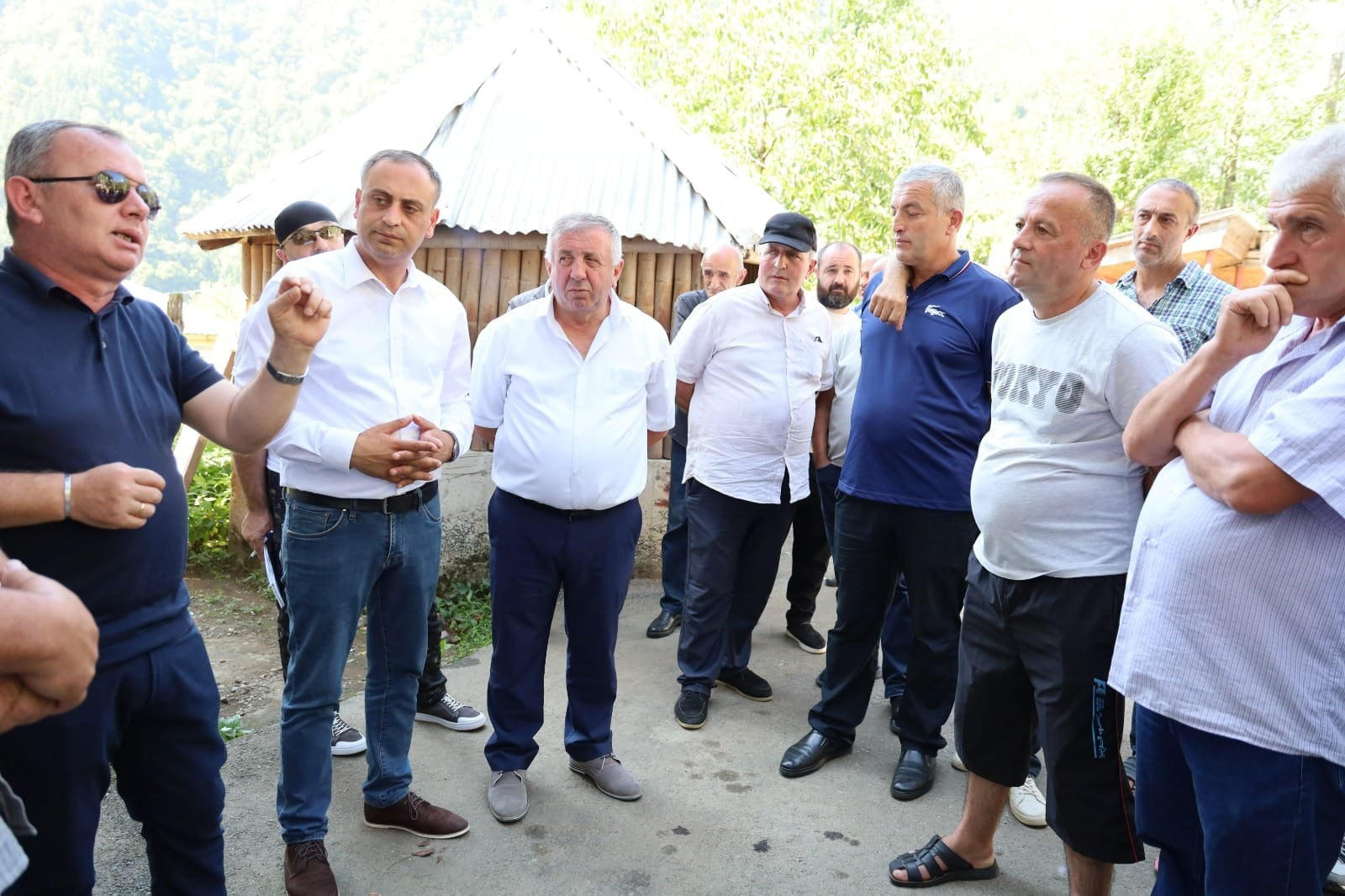 „ქართული ოცნების“ საარჩევნო კამპანიის ფარგლებში, დელეგატი ანზორ ბოლქვაძე ქედის მოსახლეობას შეხვდა