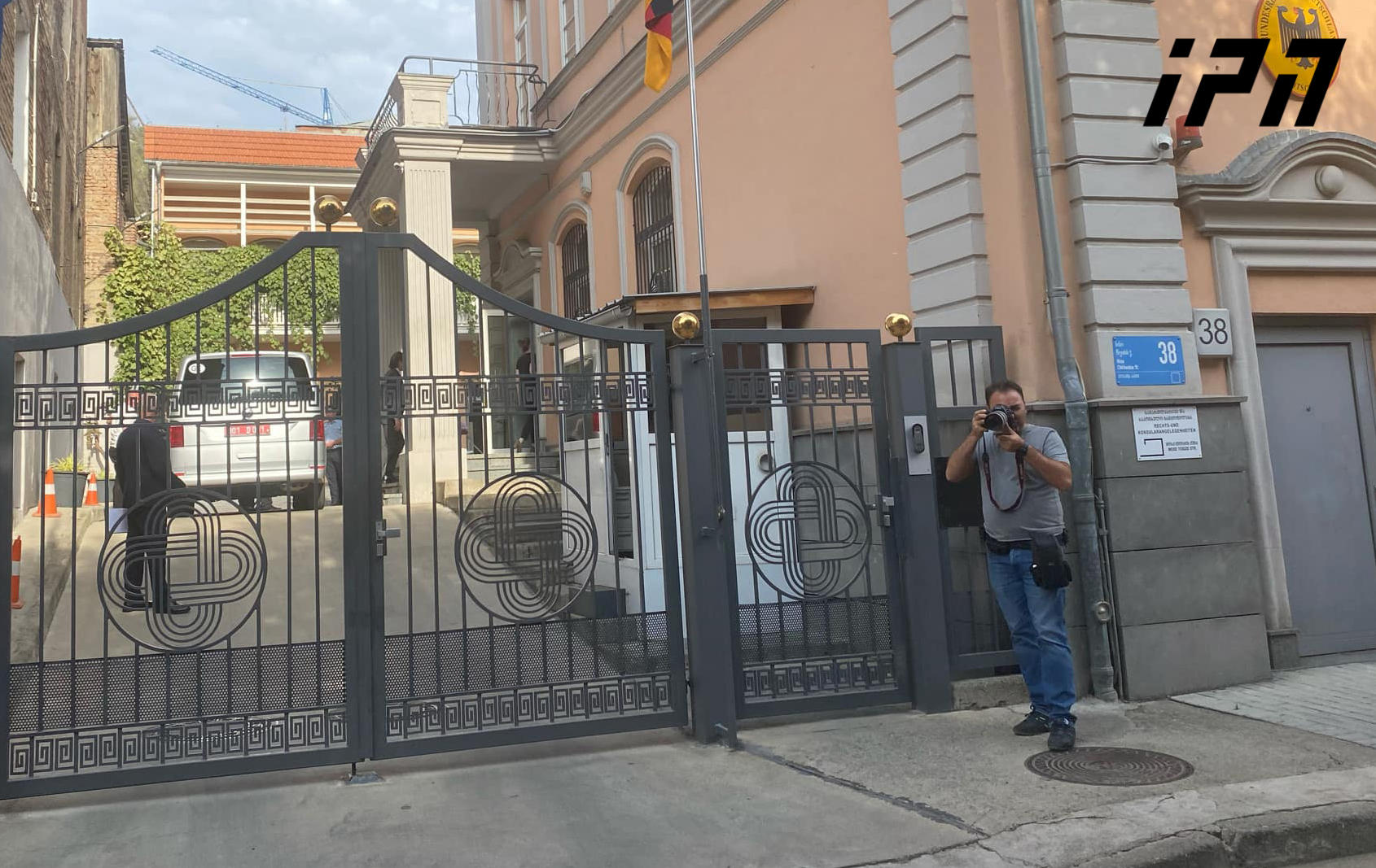 მიხაილ როთი ოპოზიციის წარმომადგენლებს ხვდება