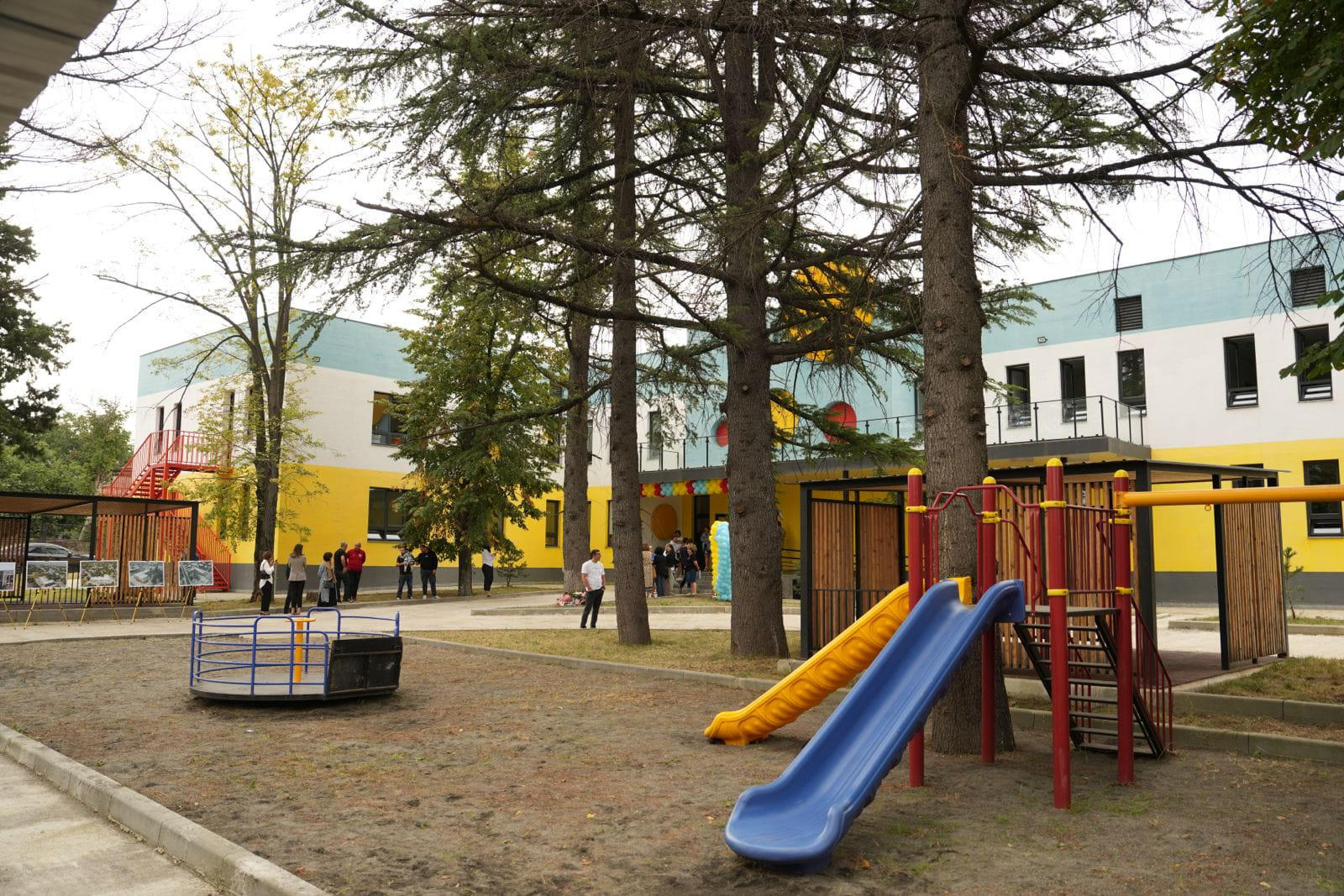 თელავში ახალაშენებული N2 და სოფელ ვარდისუბნის ბაგა-ბაღები გაიხსნა