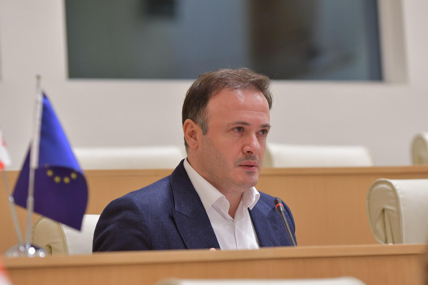 ირაკლი ზარქუა ოპოზიციაზე - 26 ოქტომბერს ერიც და ბერიც გავერთიანდებით, რომ ეს უსამშობლოები პოლიტიკურ სანაგვეზე გავუშვათ - ჩვენი არჩევანი არის ევროპული, ღირსებით ევროპაში და არა ცალ ფეხზე