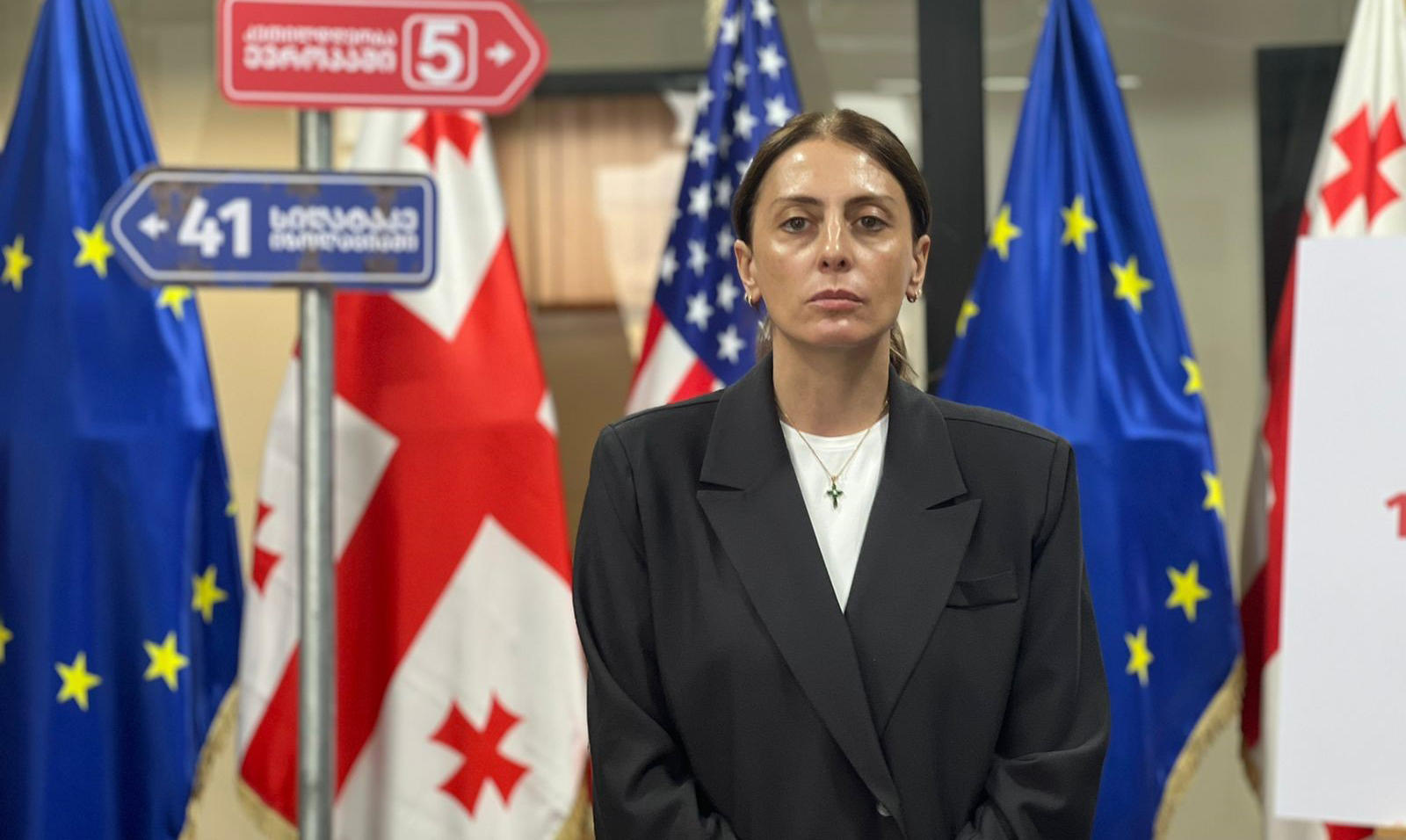 ხატია დეკანოიძე - ივანიშვილის რუსული დავალება ნათია თურნავას მიმართ, რომლის ოჯახის წევრი, „ქართული ოცნების“ სიაშია, იმის მაჩვენებელია, რომ ივანიშვილი მზადაა საქართველოს ეკონომიკისა და ფინანსური სექტორის ჩამოშლისთვის