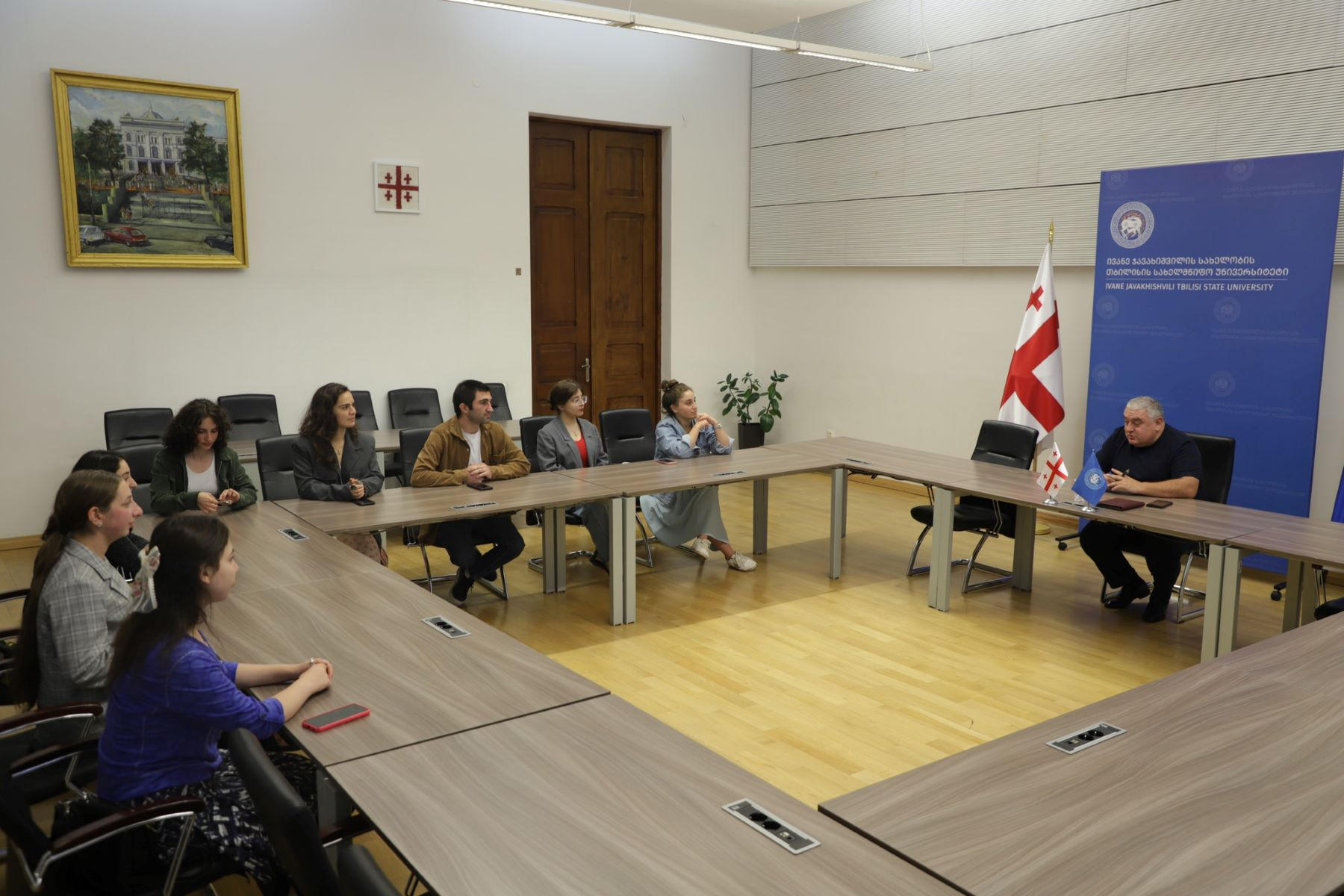 ჯაბა სამუშია სტუდენტური ექსპედიციის წევრებს შეხვდა