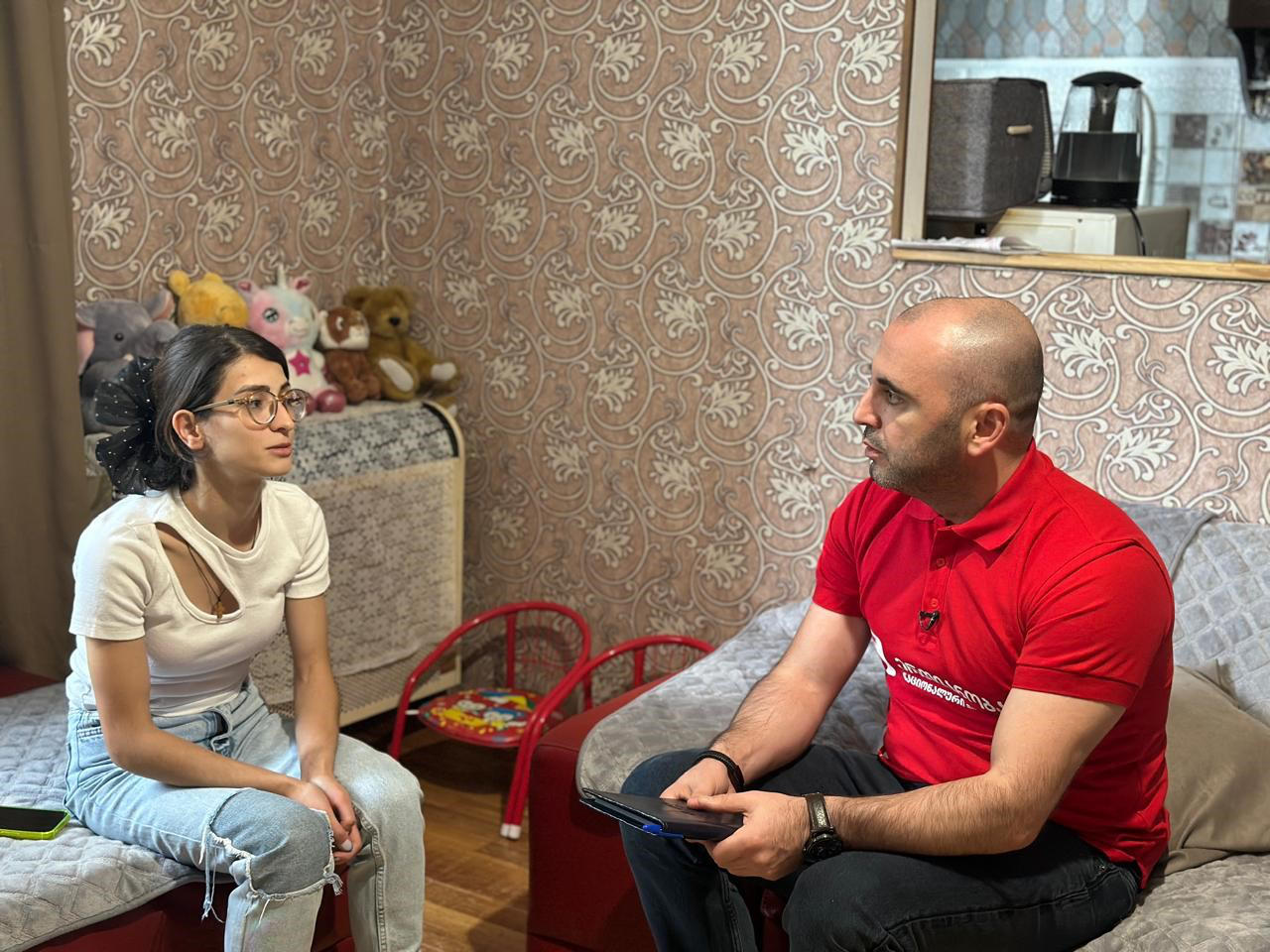 ლევან ხაბეიშვილი - ყველა პირველ ახალშობილზე თვეში იქნება 500 ლარი, მეორე შვილზე სახელმწიფო გადაიხდის 1000 ლარს, ყოველ  მესამე ბავშვზე - ოჯახს ყოველთვიურად დავეხმარებით 1500 ლარით