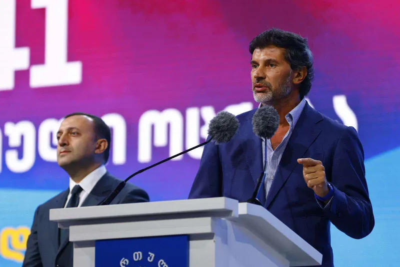 კახა კალაძე -  ჩვენი არჩევანი ქვეყნის გადარჩენაა - სასწორზე დევს ქვეყნის ბედი და სწორედ თქვენს არჩევანზეა დამოკიდებული მისი ხვალინდელი დღე