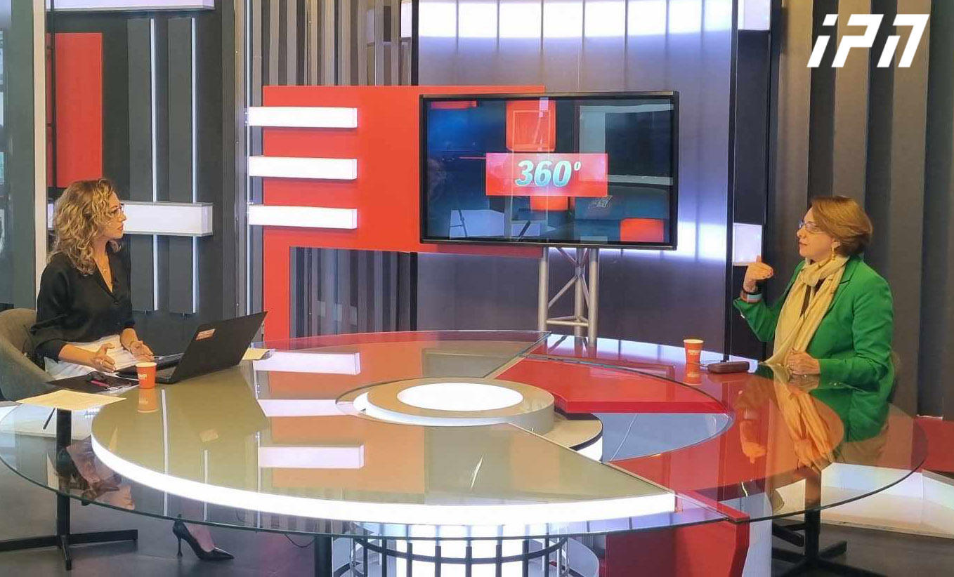 სალომე სამადაშვილი - ასე მოუმზადებლად ამ საკითხის დადება მაგიდაზე არ იყო მიზანშეწონილი, არ მესმის, რატომ დაიძრა - ვფიქრობ, პრეზიდენტს ჰქონდა უფრო პოზიტიური მოლოდინი, ვიდრე შესაძლებელი იყო ობიექტური ვითარებიდან გამომდინარე