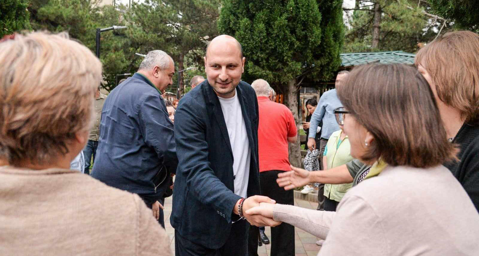 „ქართული ოცნების“ ნაძალადევის რაიონის დელეგატი ზღვისუბნის მოსახლეობას შეხვდა