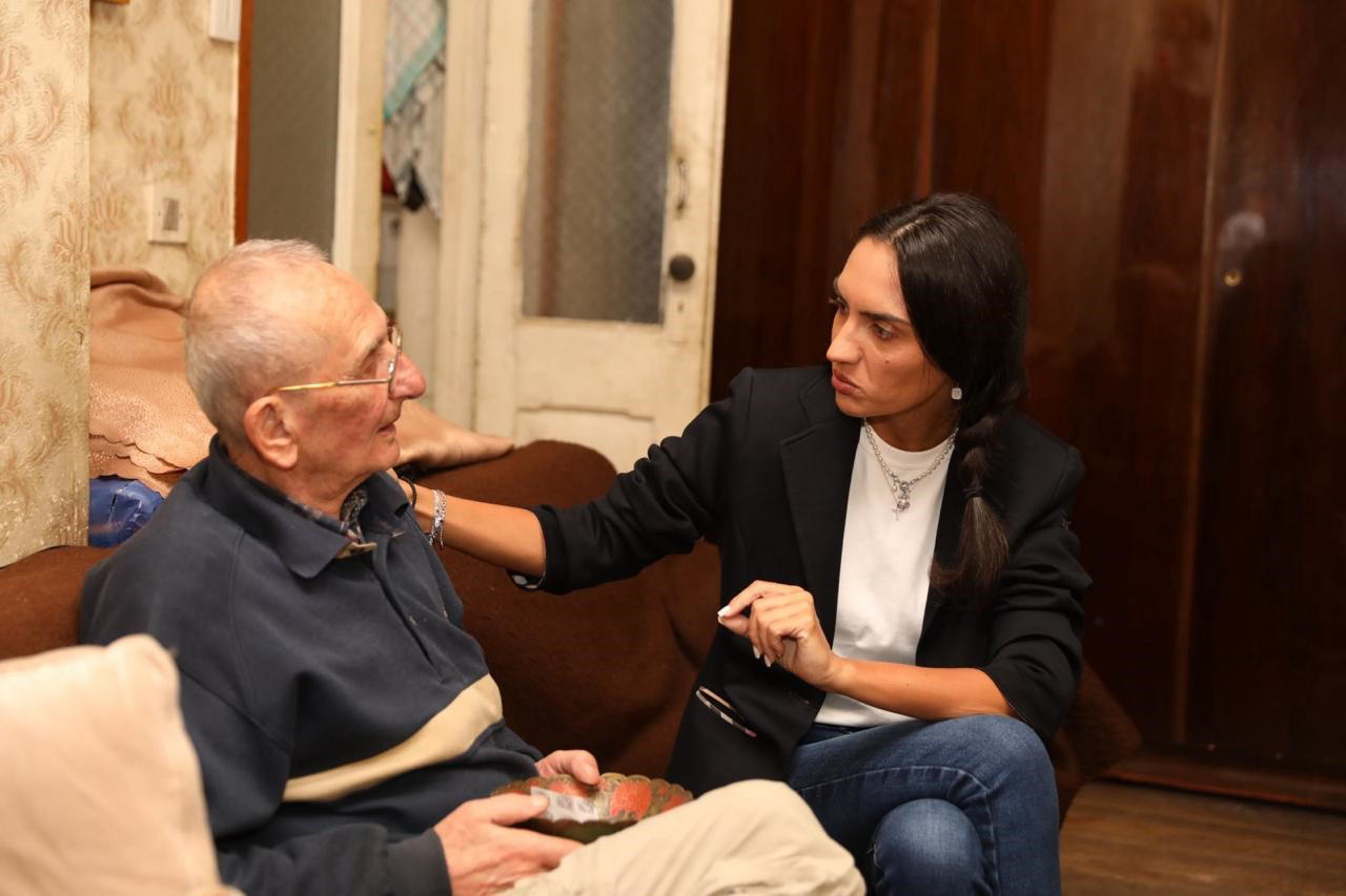 სოფო ჯაფარიძე პენსიონერებს - 26 ოქტომბრის შემდეგ, 1-ელ დეკემბრამდე, 400 000 პენსიონერს გაუუქმდება კაბალური საპენსიო სესხი, თქვენ გექნებათ ისეთი ღირსეული სიბერე, როგორსაც იმსახურებთ