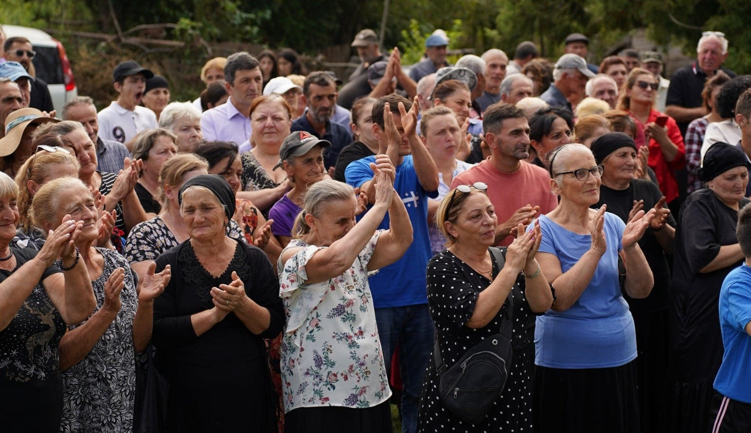 „ქართული ოცნების“ საარჩევნო კამპანიის ფარგლებში, ლანჩხუთში მოსახლეობასთან შეხვედრები გრძელდება