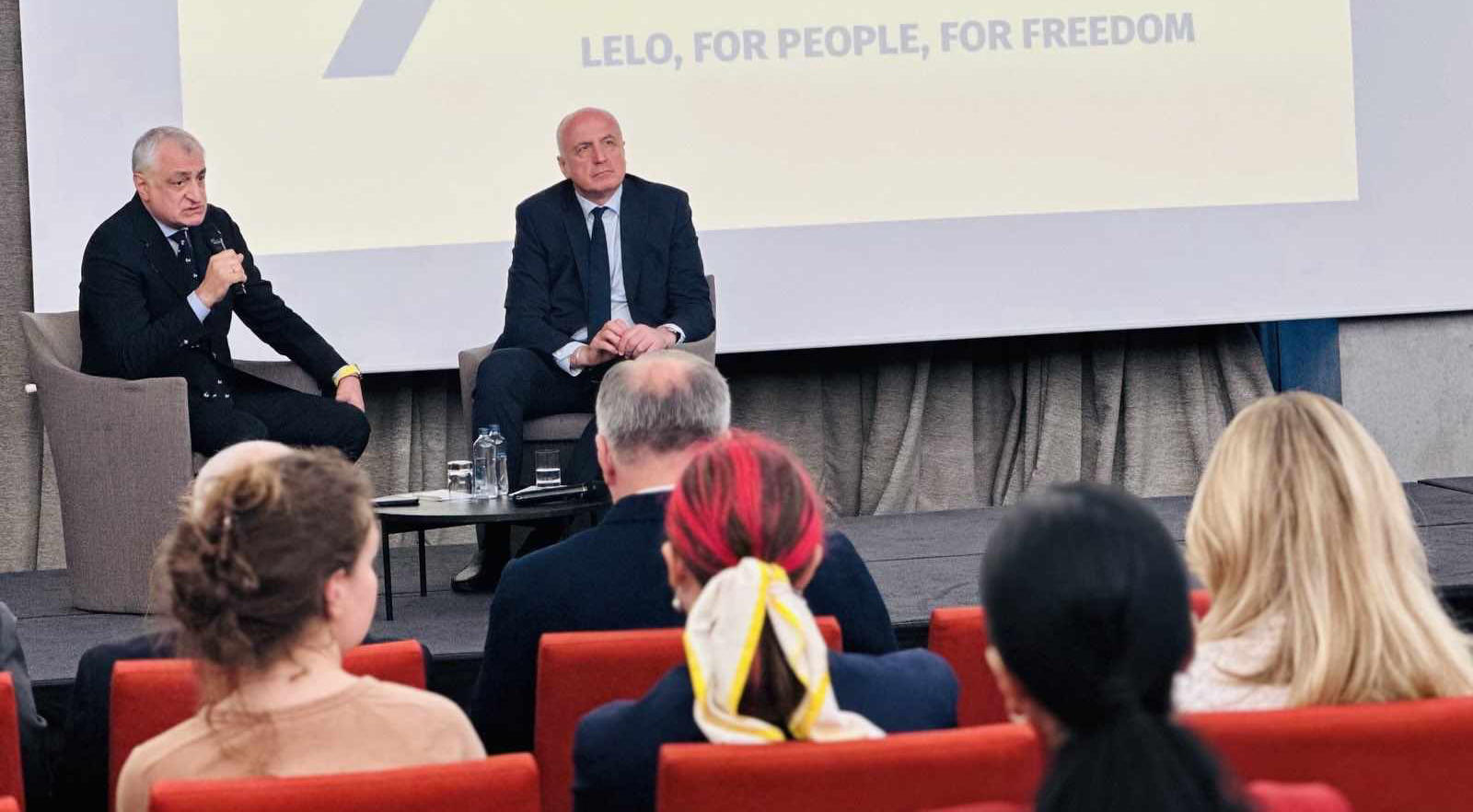 მამუკა ხაზარაძე და ბადრი ჯაფარიძე ამერიკის სავაჭრო პალატის წარმომადგენლებს შეხვდნენ