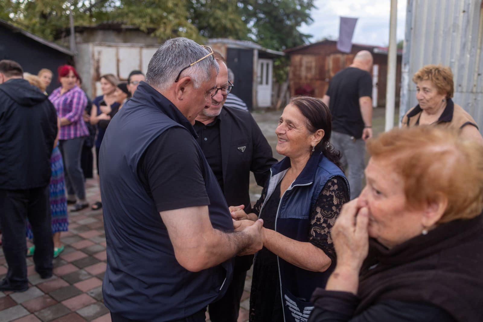 „ქართული ოცნება - დემოკრატიული საქართველოს“ წინასაარჩევნო კამპანიის ფარგლებში, დელეგატი გია ჭყონია შეხვედრებს ქობულეთის მოსახლეობასთან აგრძელებს
