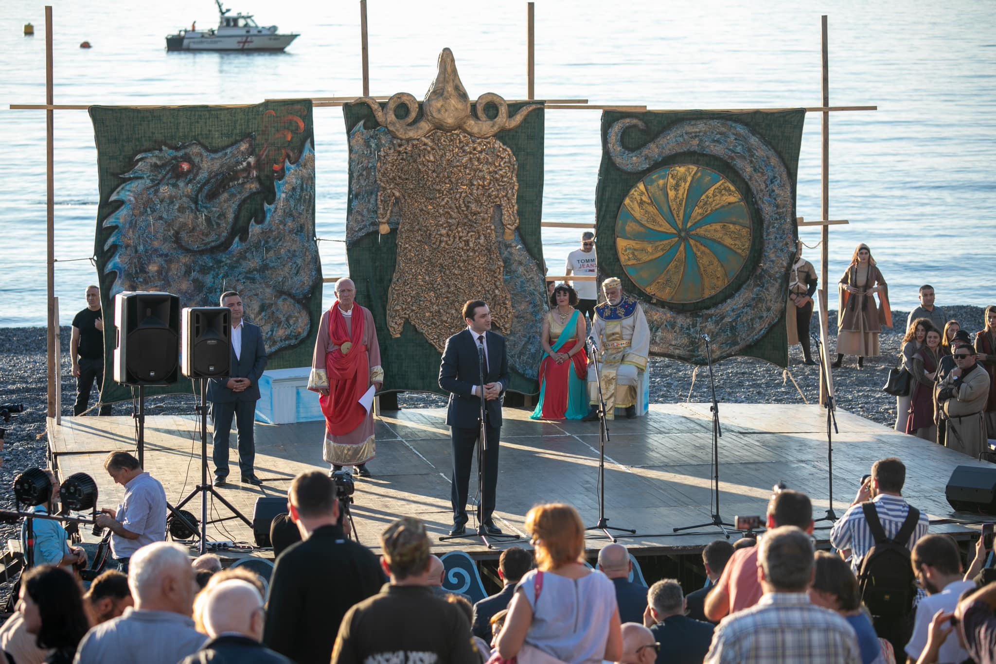 თორნიკე რიჟვაძე  სახალხო დღესასწაულს - ,,კოლხობას"  დაესწრო