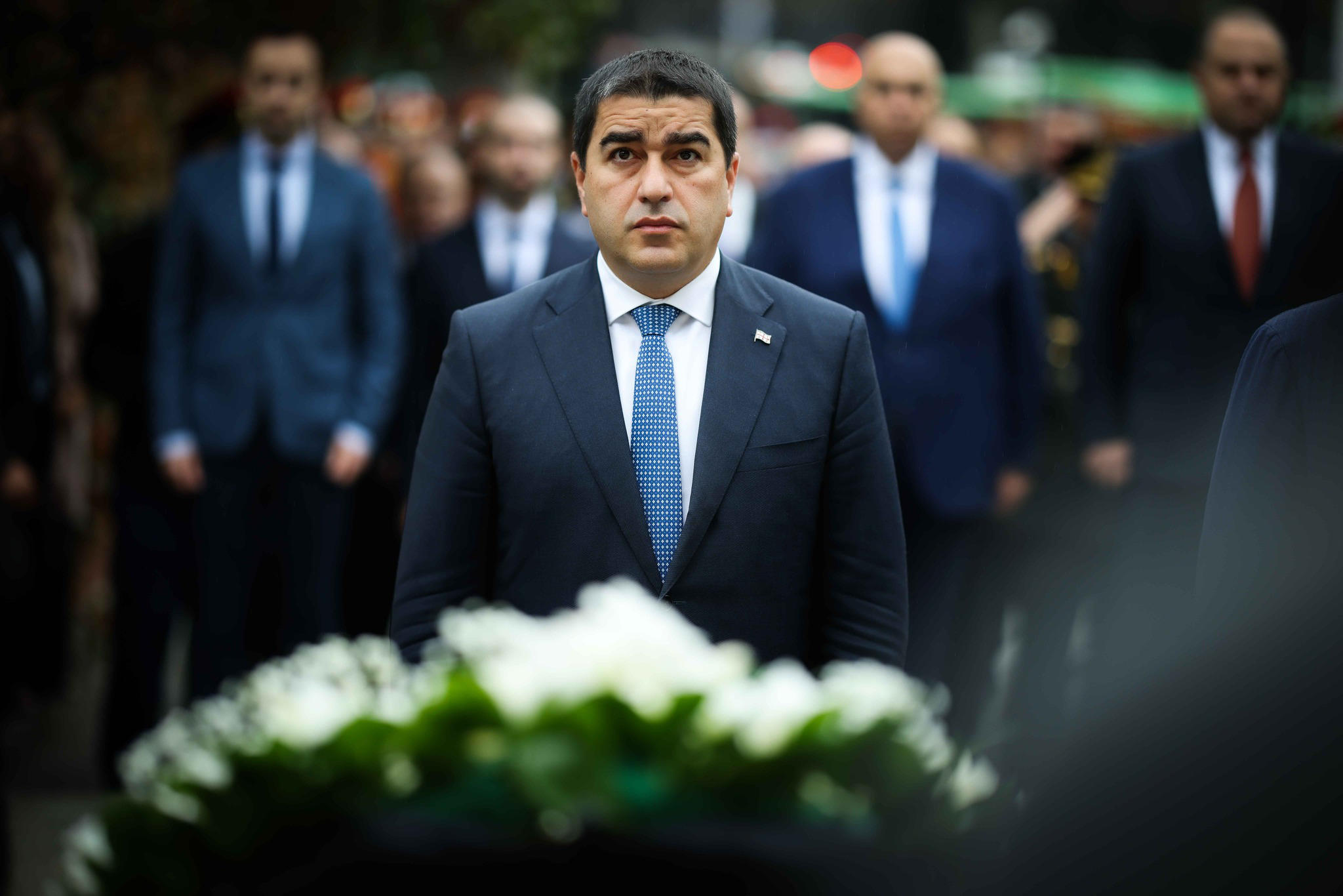 შალვა პაპუაშვილმა სოხუმის დაცემის 31 წლისთავთან დაკავშირებით, საქართველოს ტერიტორიული მთლიანობისთვის დაღუპულ გმირთა მემორიალი გვირგვინით შეამკო