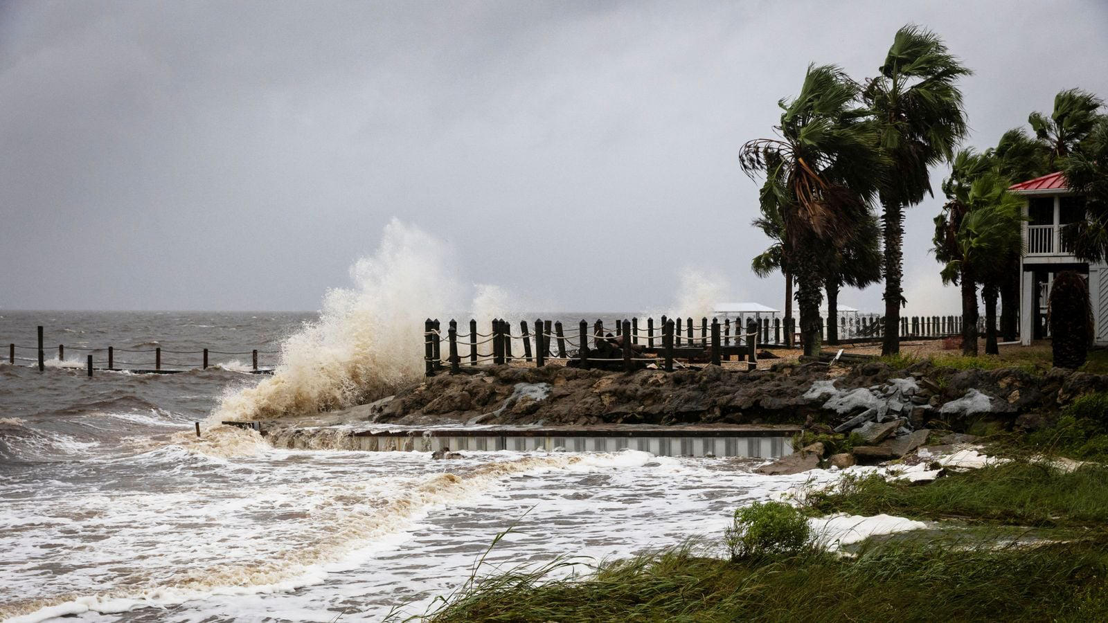 აშშ-ში ქარიშხალ „ჰელენს“ მსხვერპლი მოჰყვა
