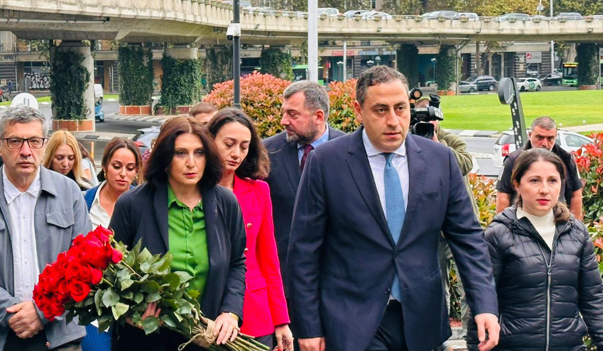 გიორგი ვაშაძე - არა ბოდიშს და კი ღირსებას! - ტერიტორიული მთლიანობის აღდგენა ევროკავშირში გაწევრიანებაზე გადის და არა იზოლაციაზე, რომელიც „ქართულ ოცნებას“ მოაქვს