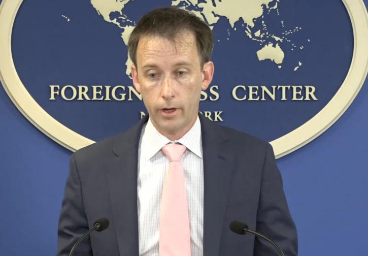 ტომ სალივანი - უკვე გარკვეული პერიოდია, რაც შეშფოთებულები ვართ იმ ტრაექტორიით, რომლითაც პარტია „ქართულ ოცნებას“ თავისი ქვეყანა მიჰყავს