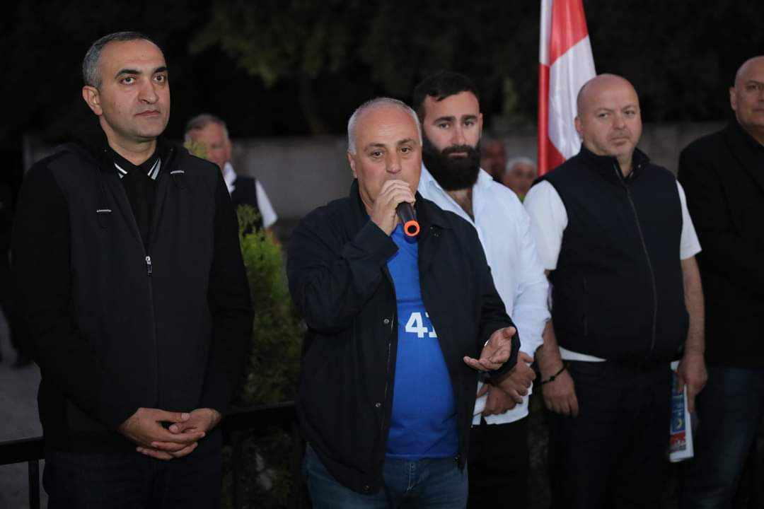 „ქართული ოცნება - დემოკრატიული საქართველოს“ დელეგატი დიმიტრი ხუნდაძე საარჩევნო კამპანიის ფარგლებში სოფელ წეროვანის მოსახლეობას შეხვდა