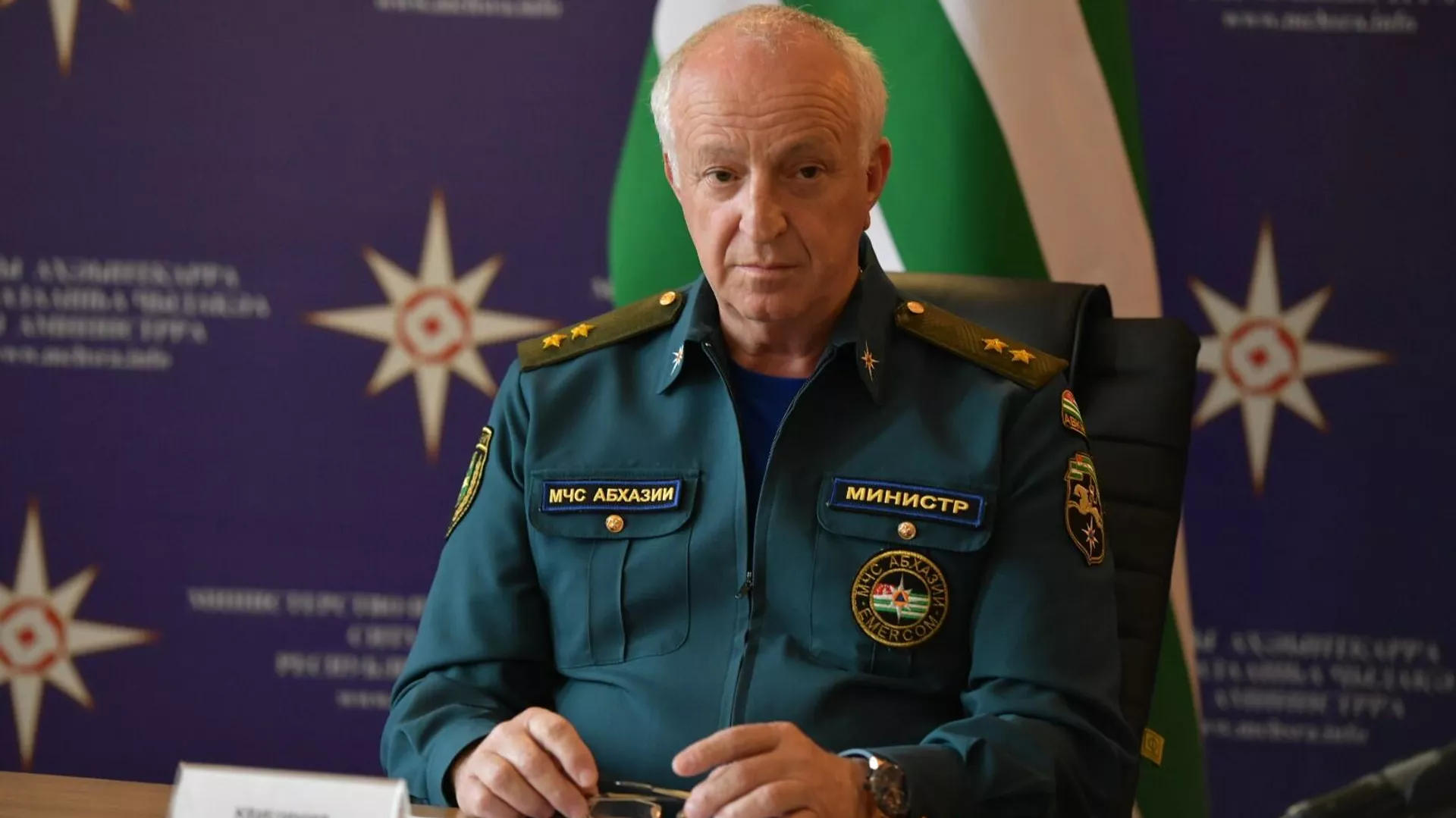 ოკუპირებულ გალში ძლიერ ხანძარს ებრძვიან, არსებობს ცეცხლის საცხოვრებელ სახლებზე გავრცელების საშიშროება