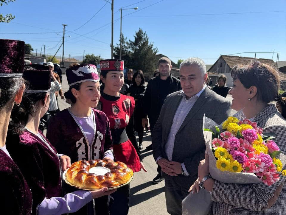 „ქართული ოცნება - დემოკრატიული საქართველო“ წინასაარჩევნო შეხვედრების  გამართვას ახალქალაქისა და ნინოწმინდის მუნიციპალიტეტებში აგრძელებს