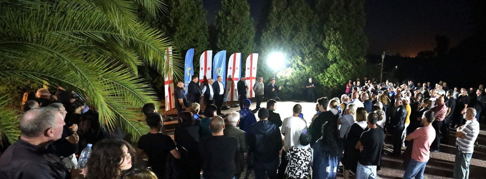 პარტია „ქართული ოცნება - დემოკრატიული საქართველოს“ წინასაარჩევნო კამპანიის ფარგლებში მოსახლეობასთან შეხვედრები  ოზურგეთის მუნიციპალიტეტში გრძელდება