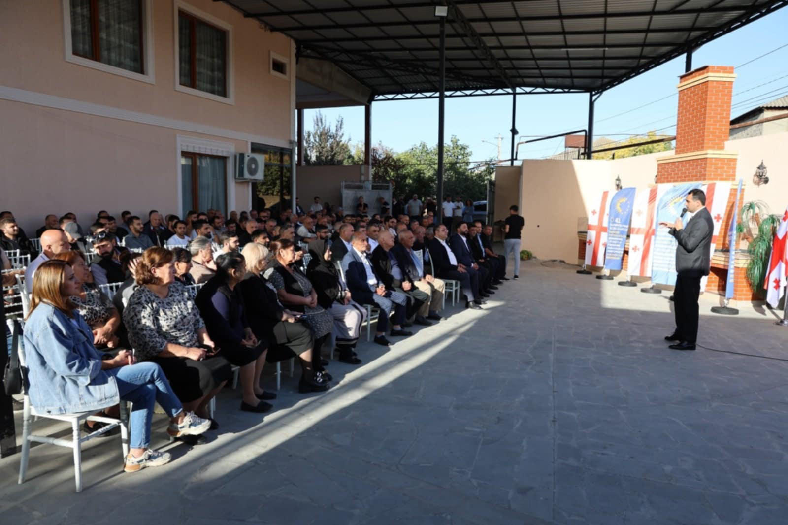 „ქართული ოცნების“ საარჩევნო კამპანიის ფარგლებში დელეგატი ზაურ დარგალი მარნეულის მუნიციპალიტეტში მოსახლეობასთან შეხვედრებს აგრძელებს