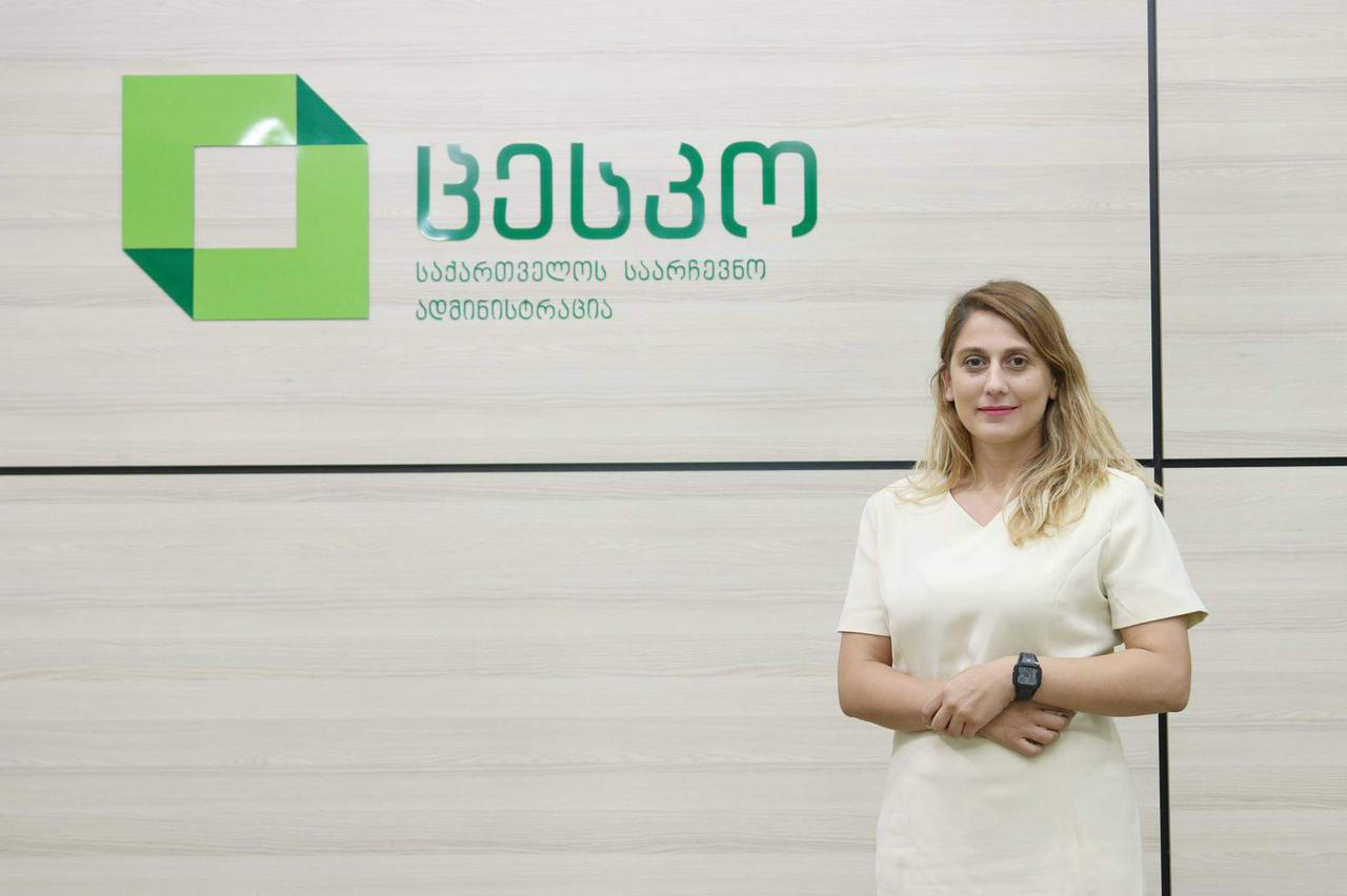 ანა კობახიძე - გვაქვს ინფორმაცია, რომ მუნიციპალიტეტებში არაფორმალური ჯგუფები საკრებულოებისა და გამგეობის თანამშრომლებს პირადობებს სთხოვენ და მონაცემებს იწერენ - ასეთი ქმედება სისხლის სამართლის დანაშაულია