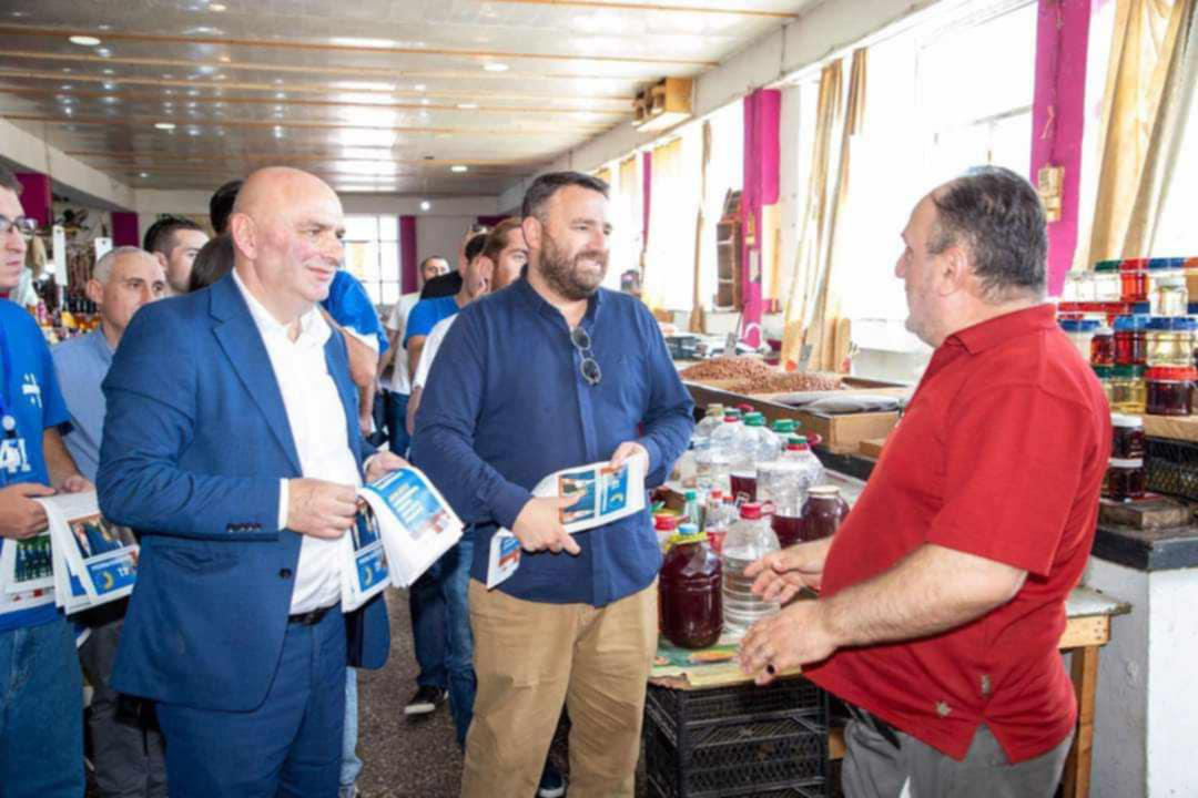 „ქართული ოცნება - დემოკრატიული საქართველო“ წინასაარჩევნო კამპანიის ფარგლებში შეხვედრებს  ბათუმის მოსახლეობასთან  აგრძელებს