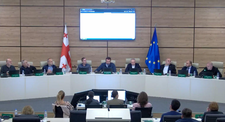 ცესკოს სხდომაზე ხმაური იყო