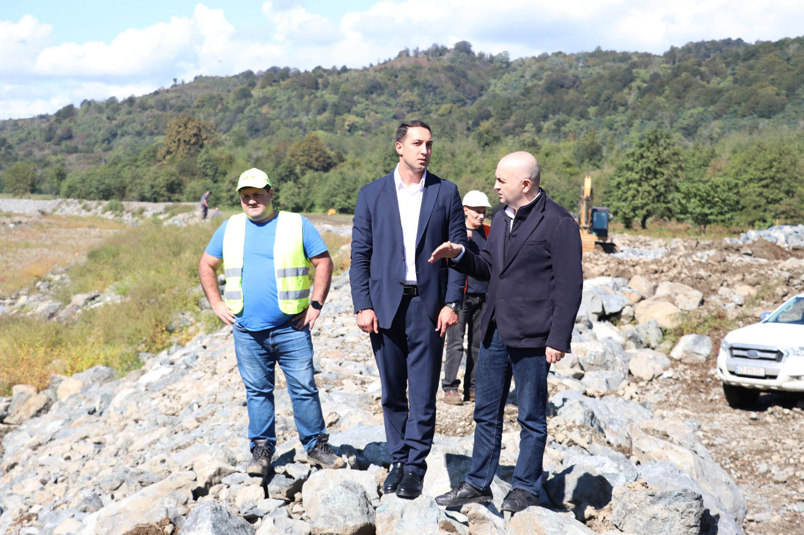 ეკონომიკის სამინისტრო - ოზურგეთის მუნიციპალიტეტში მაგისტრალური გაზსადენის აღდგენის სამუშაოები უახლოეს პერიოდში დასრულდება