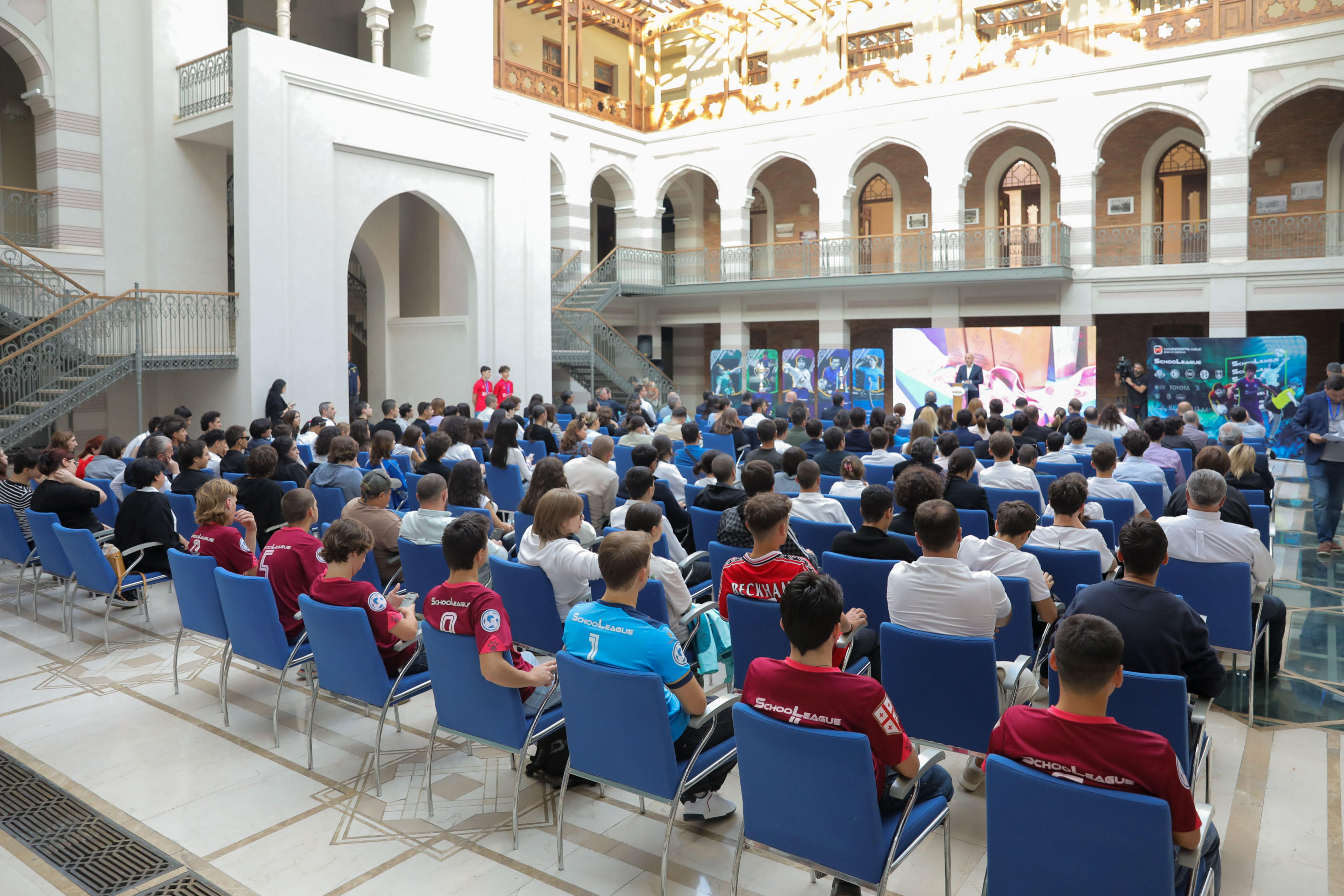 საკრებულოში სპორტული პროგრამა ,,სასკოლო ლიგის“ განვითარების სტრატეგიული გეგმის პრეზენტაცია გაიმართა