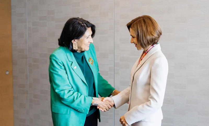 სალომე ზურაბიშვილი მაია სანდუს ესაუბრა