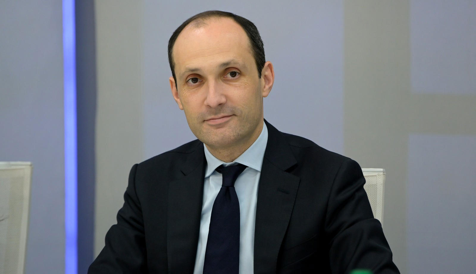 ლევან დავითაშვილმა ფოსტის სფეროს წარმომადგენლებს პროფესიული დღე მიულოცა