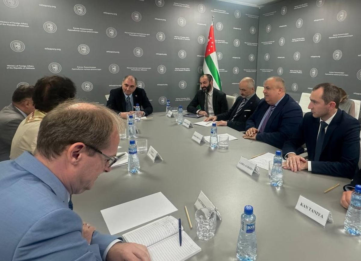 სერგეი შამბა - თუ საქართველო ბოდიშს მოიხდის, აფხაზეთი მიესალმება ამას, როგორც შერიგების გზაზე გადადგმულ პირველ ნაბიჯს - აფხაზეთის პოლიტიკური სტატუსი არანაირ განხილვას არ ექვემდებარება