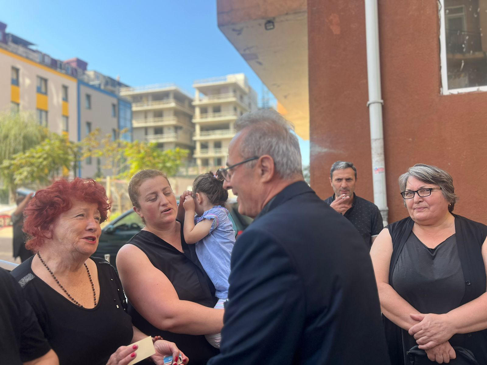 გიორგი ძიგუა ბათუმში, ეკომიგრანტთა და დევნილთა განსახლების ადგილზე მცხოვრებ მოსახლეობას შეხვდა