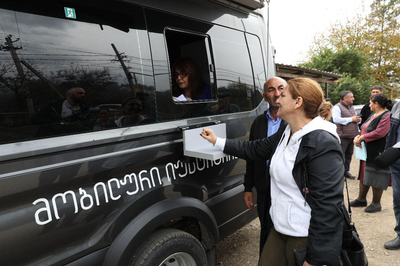 ქვემო ქართლის, სამეგრელოსა და მაღალმთიანი აჭარის  რიგი სოფლების მოსახლეობა სანოტარო მომსახურებას  საცხოვრებელ სახლთან ახლოს მიიღებს