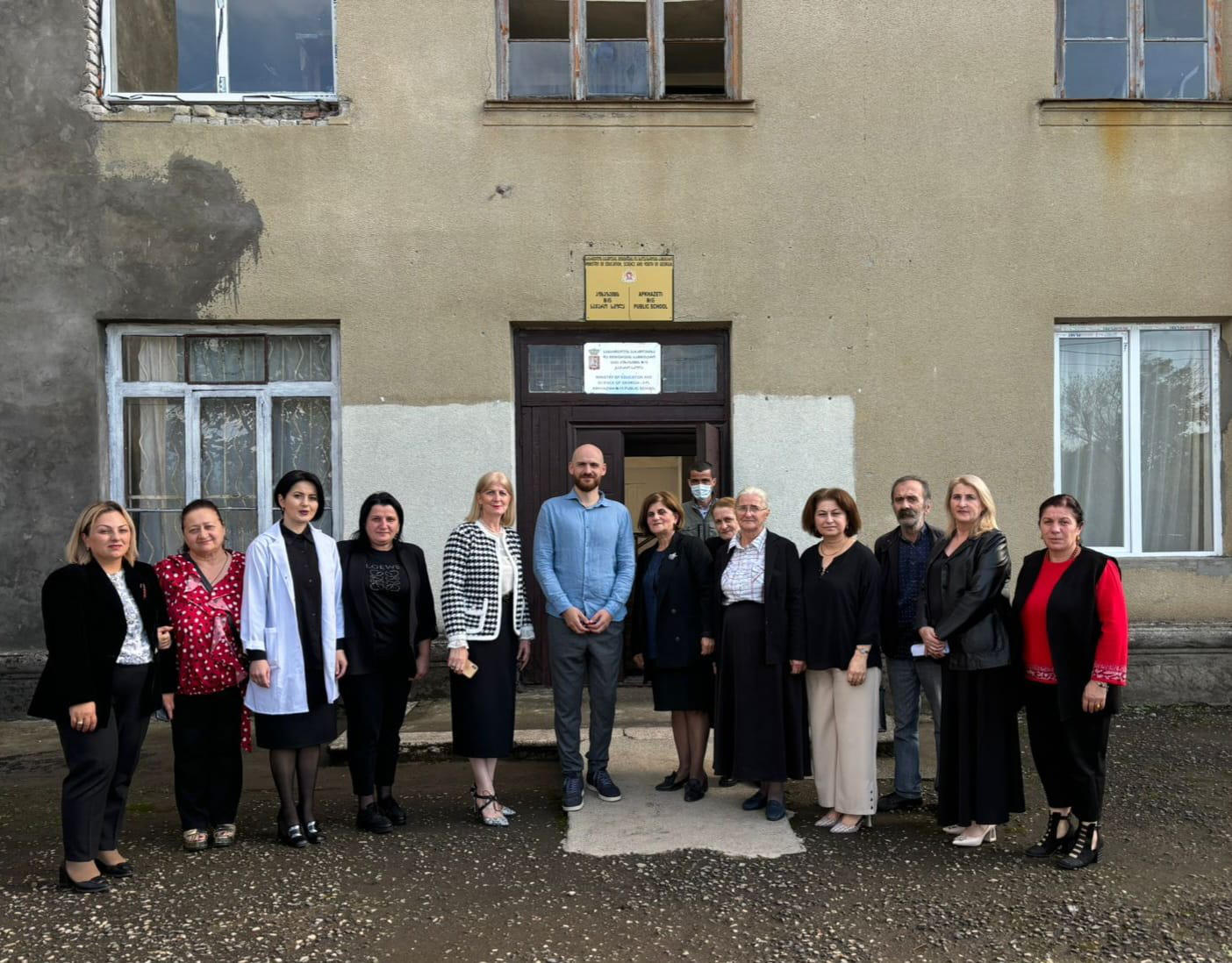 დავით მორგოშია სენაკისა და ზუგდიდის მუნიციპალიტეტებში განთავსებულ აფხაზეთის საჯარო სკოლებს ეწვია