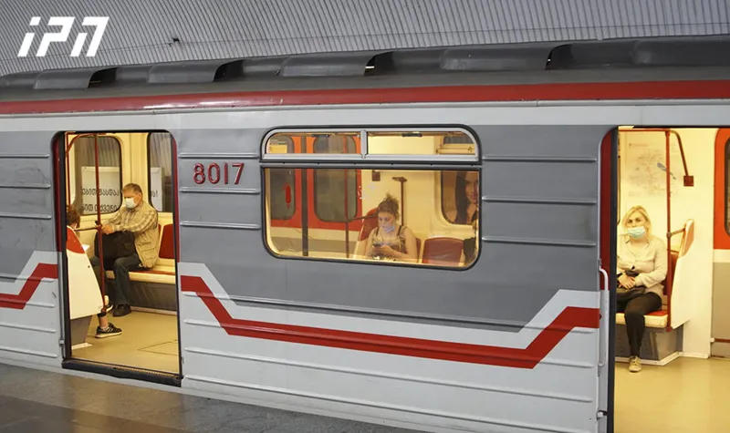 There is a delay on the "Saburtalo" metro line