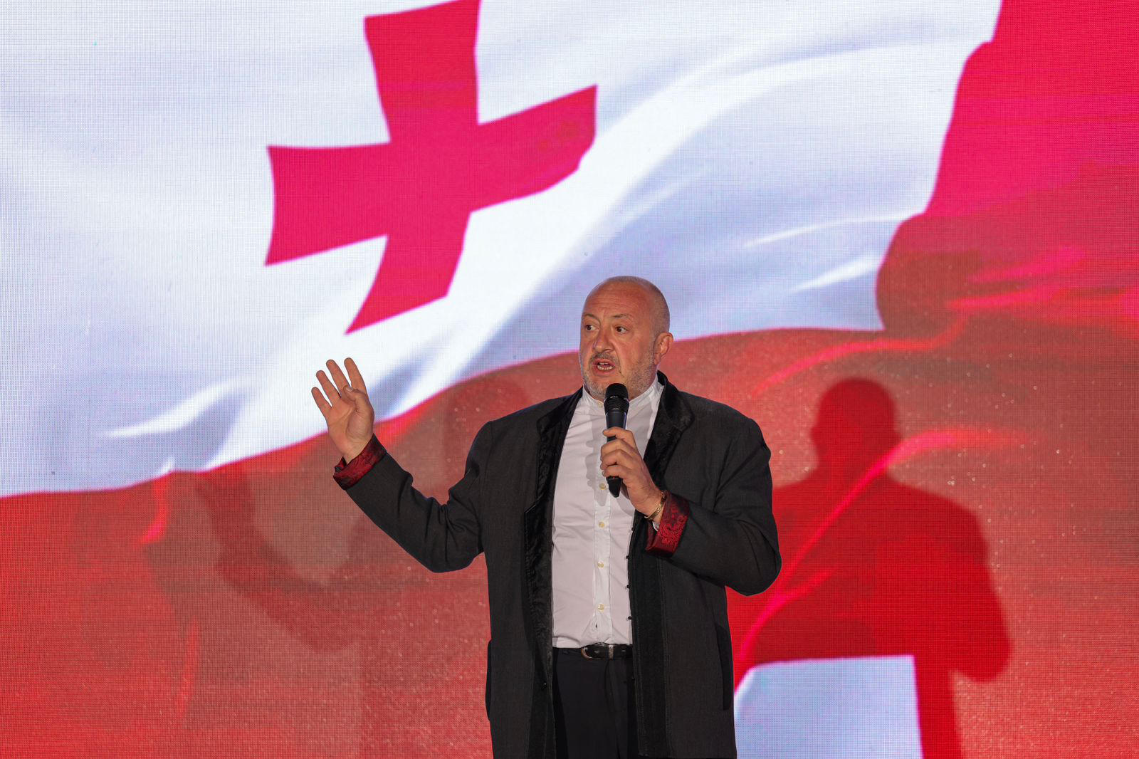 გიორგი მარგველაშვილი - გადაუწყვეტელი ამომრჩეველი, რომელიც ბოლო 10 დღეში უნდა ჩამოყალიბდეს, სწორედაც, "ძლიერი საქართველოს" ტიპის ამომრჩეველია