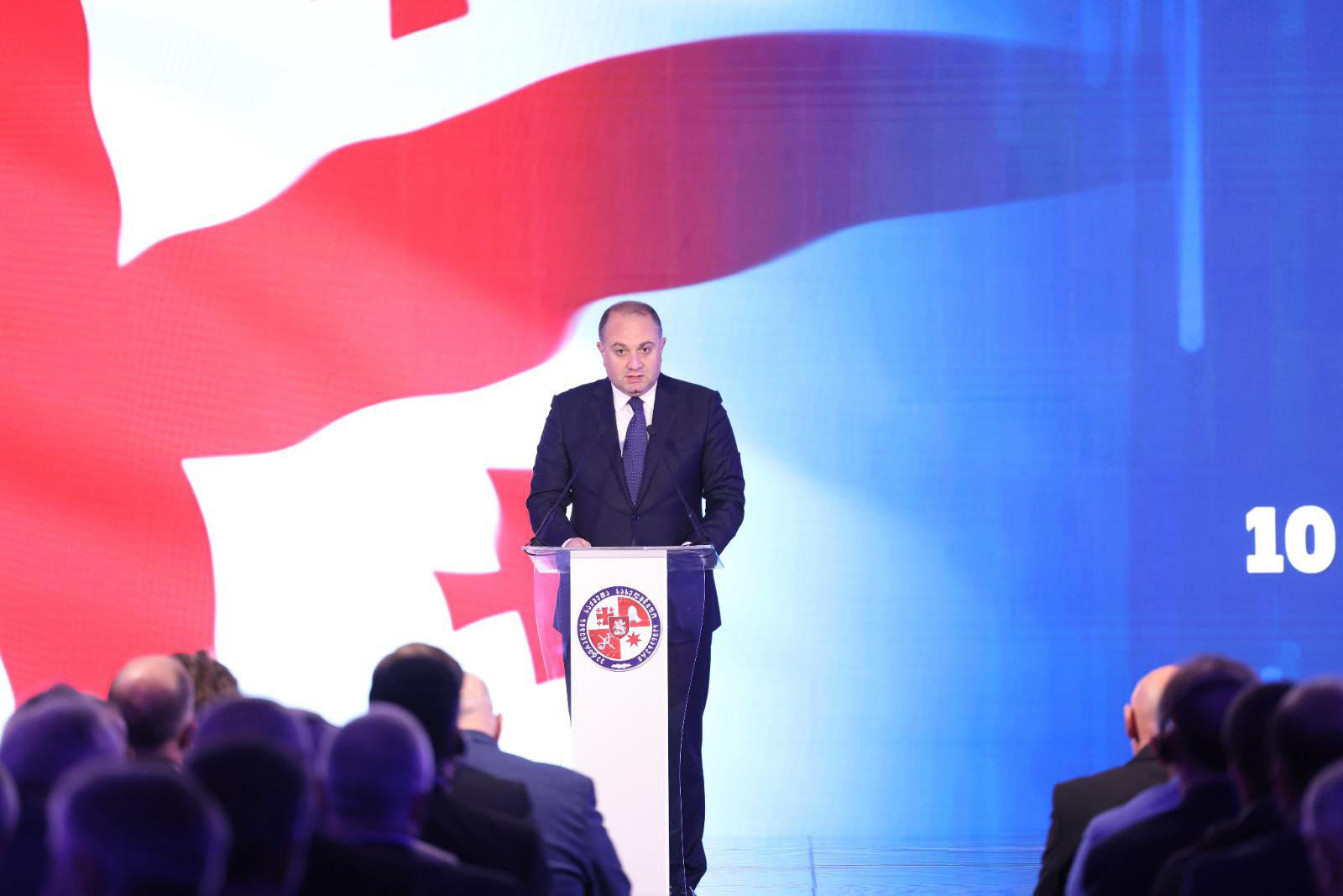 თავდაცვის მინისტრი ვეტერანების დღისადმი მიძღვნილ ღონისძიებას დაესწრო