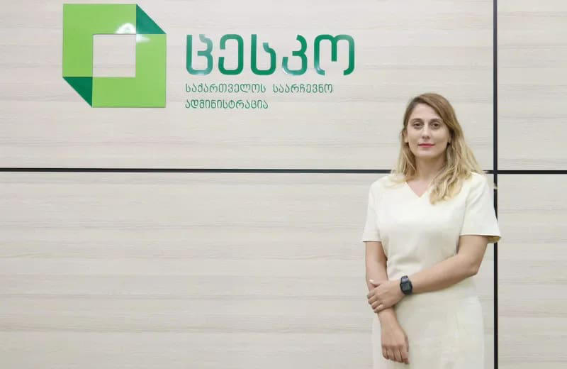 ანა კობახიძე - ჩემს საკუთრებაში ჩასაწერად წავიყვანე ჩემი მეგობარი, დღეს  საარჩევნო სიაში, ჩემს მისამართზე ეს პირი არ იძებნება - თუ ჩემს შემთხვევაში ამას ბედავენ, ალბათ, გასაგებია, რას უკეთებენ სხვებს