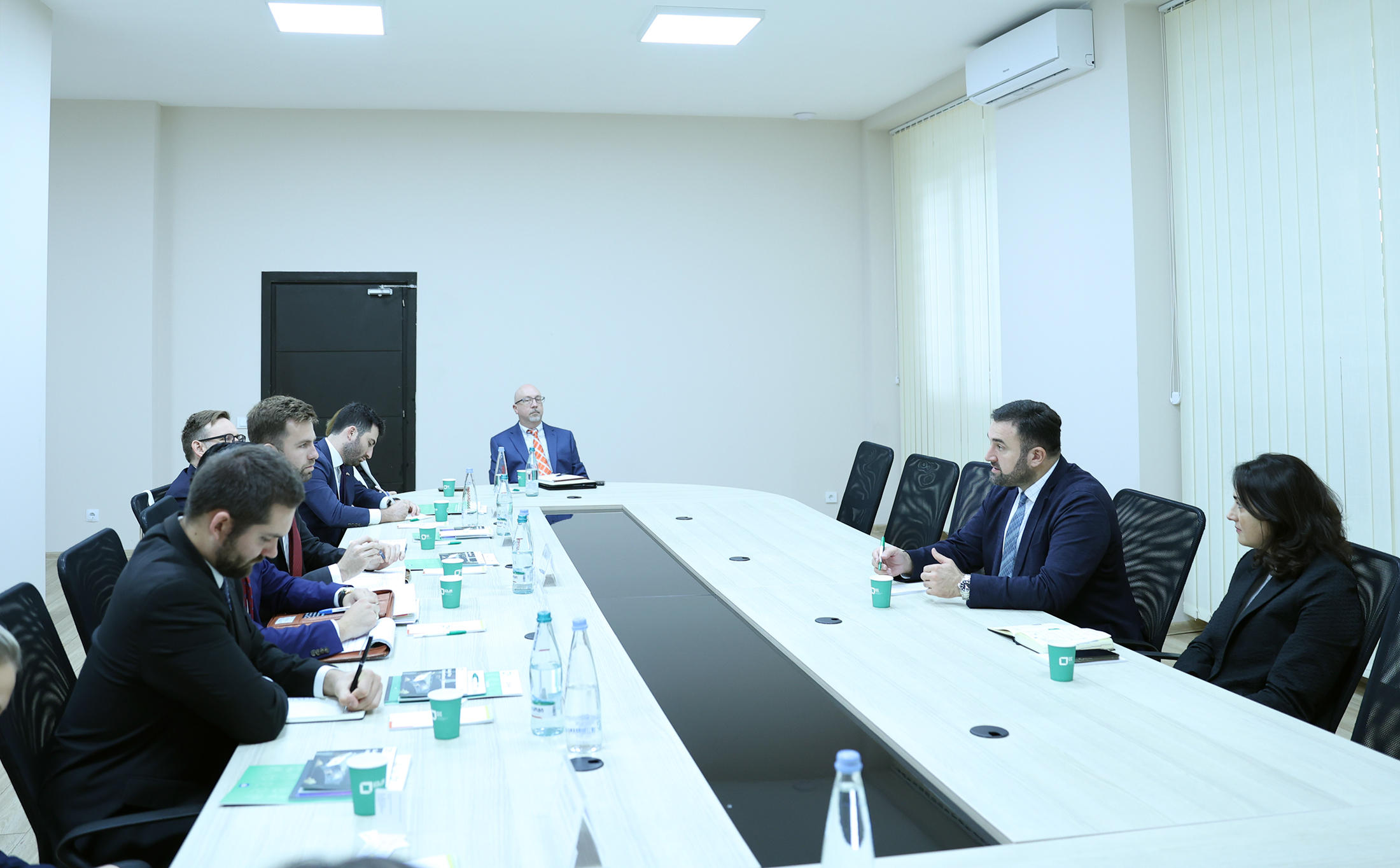 ცესკოში გამართულ შეხვედრაზე აშშ-ის საგარეო საქმეთა კომიტეტის დელეგაციის წევრებმა და USAID-ის წამომადგენლებმა  26 ოქტომბრის არჩევნები განიხილეს