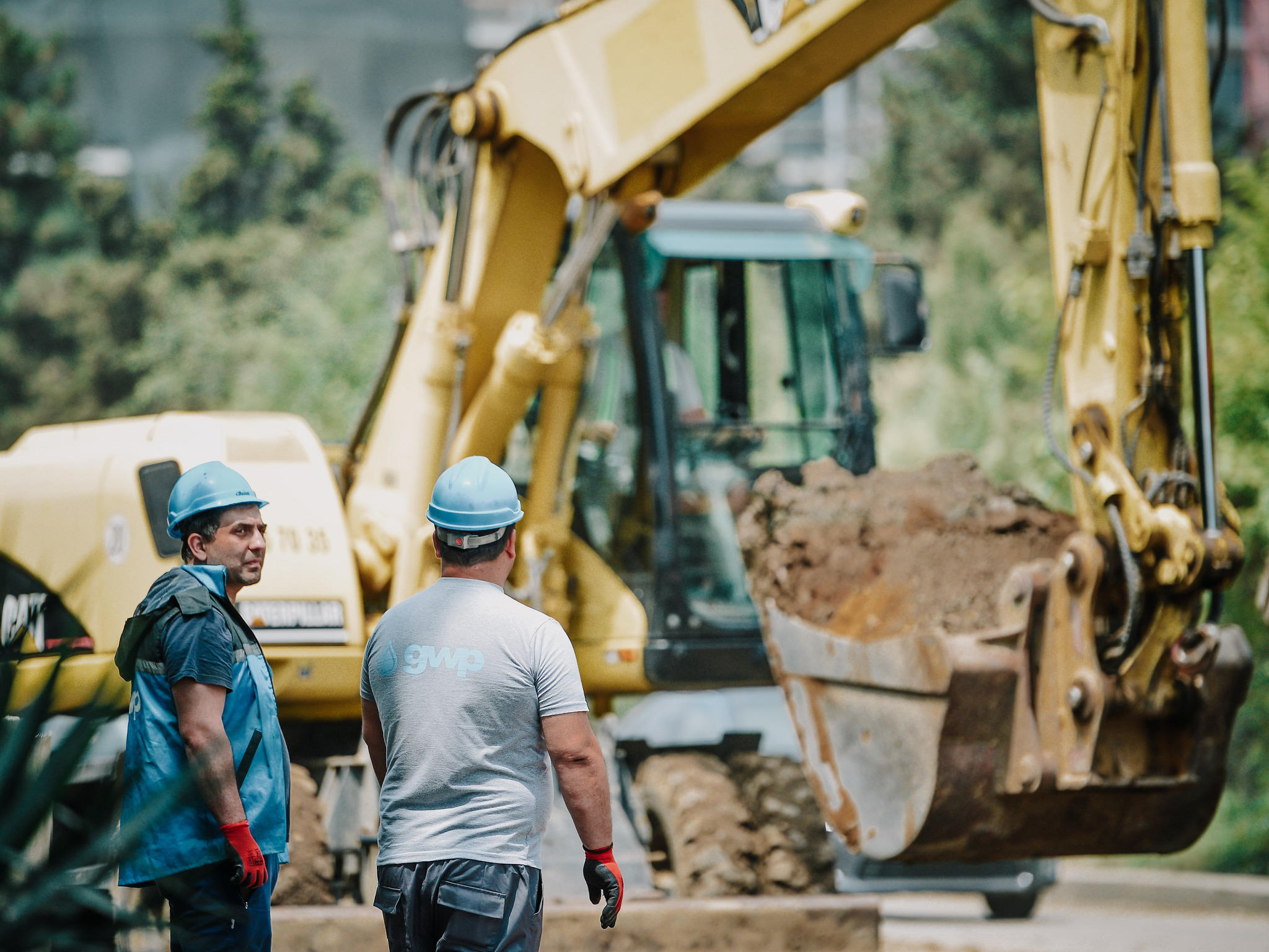 „ჯივიპიმ“ ტაძრისა და მონასტრის ქუჩებზე წყალმომარაგების ქსელის რეაბილიტაცია დაიწყო