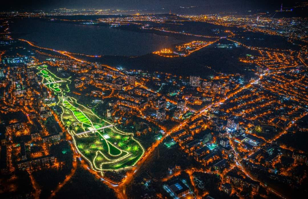 თბილისის მერია - სამწუხაროა, რომ „მგზავრებმა“ ვერ გაუძლო ბულინგს, რაც ლიბერალური ფაშიზმის წარმომადგენლებმა მათ წინააღმდეგ მოაწყვეს