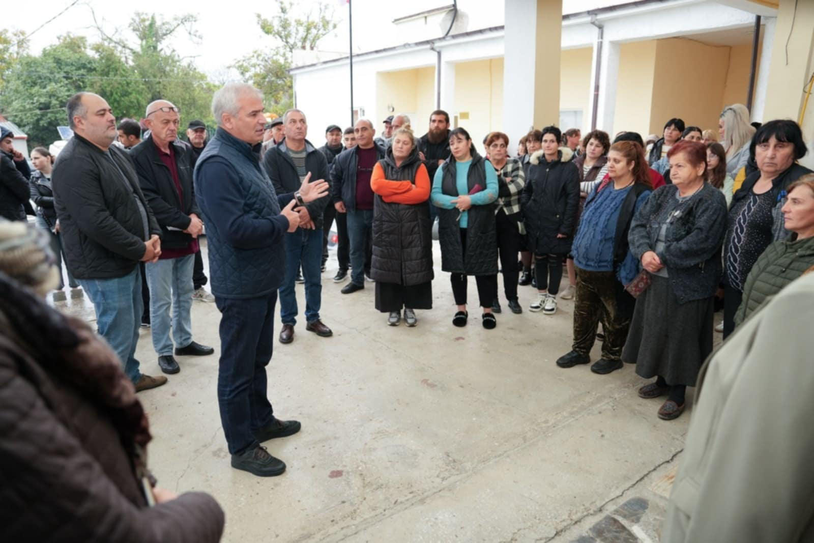პარტია „ქართული ოცნება - დემოკრატიული საქართველოს“ წინასაარჩევნო კამპანიის ფარგლებში ირაკლი ქადაგიშვილი თელავის რაიონის სოფლების მოსახლეობასთან შეხვედრებს აგრძელებს
