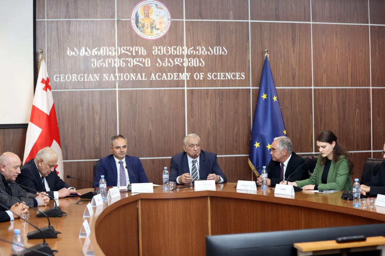 ალექსანდრე წულაძე - საამაყოა, რომ ბირთვული კვლევების ევროპულ ორგანიზაციასთან მრავალწლიანი პარტნიორობის შედეგად საქართველოს წვლილი შეაქვს CERN-ში მიმდინარე უმსხვილესი გლობალური სამეცნიერო კვლევების წარმატებაში